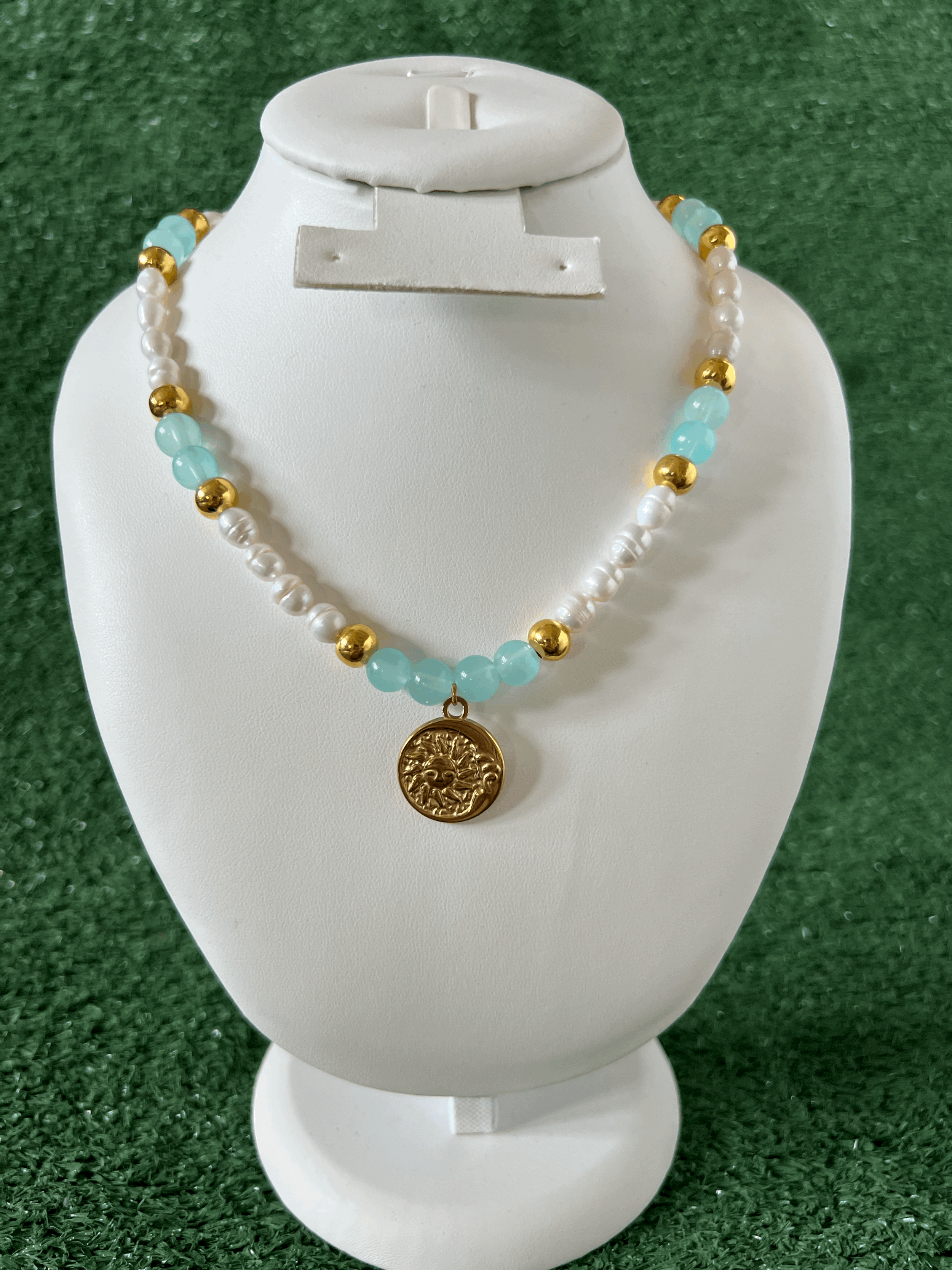 The Golden Sun & Pearl Argentina Necklace