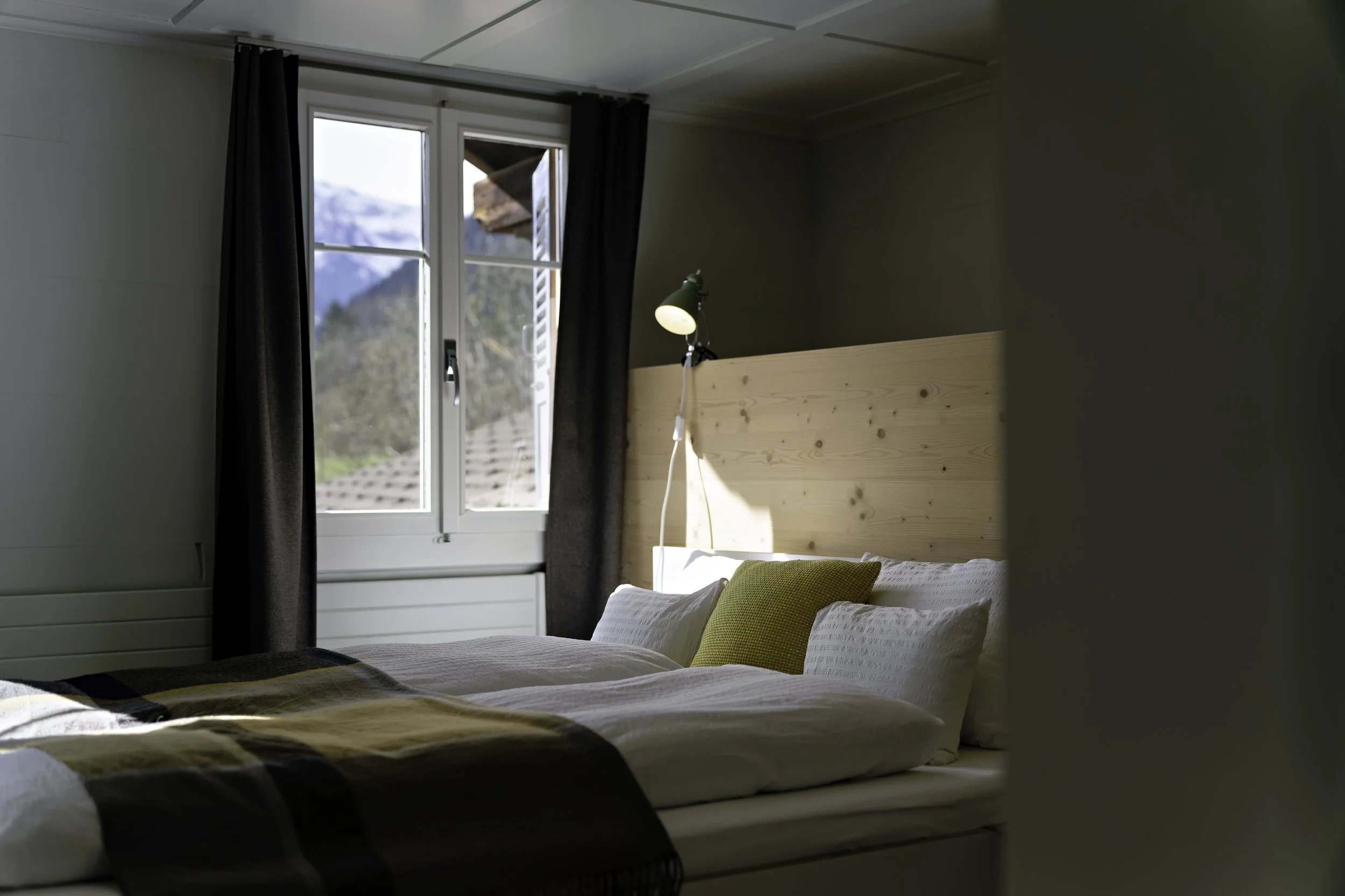 Lenk Lodge hotel double bedroom