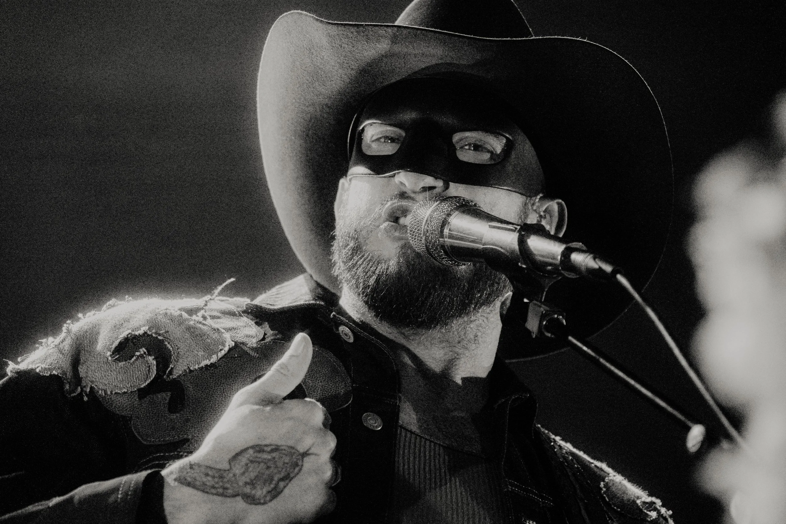 orville peck paris (c) @ineskarma - Inès Ziouane-12.jpg