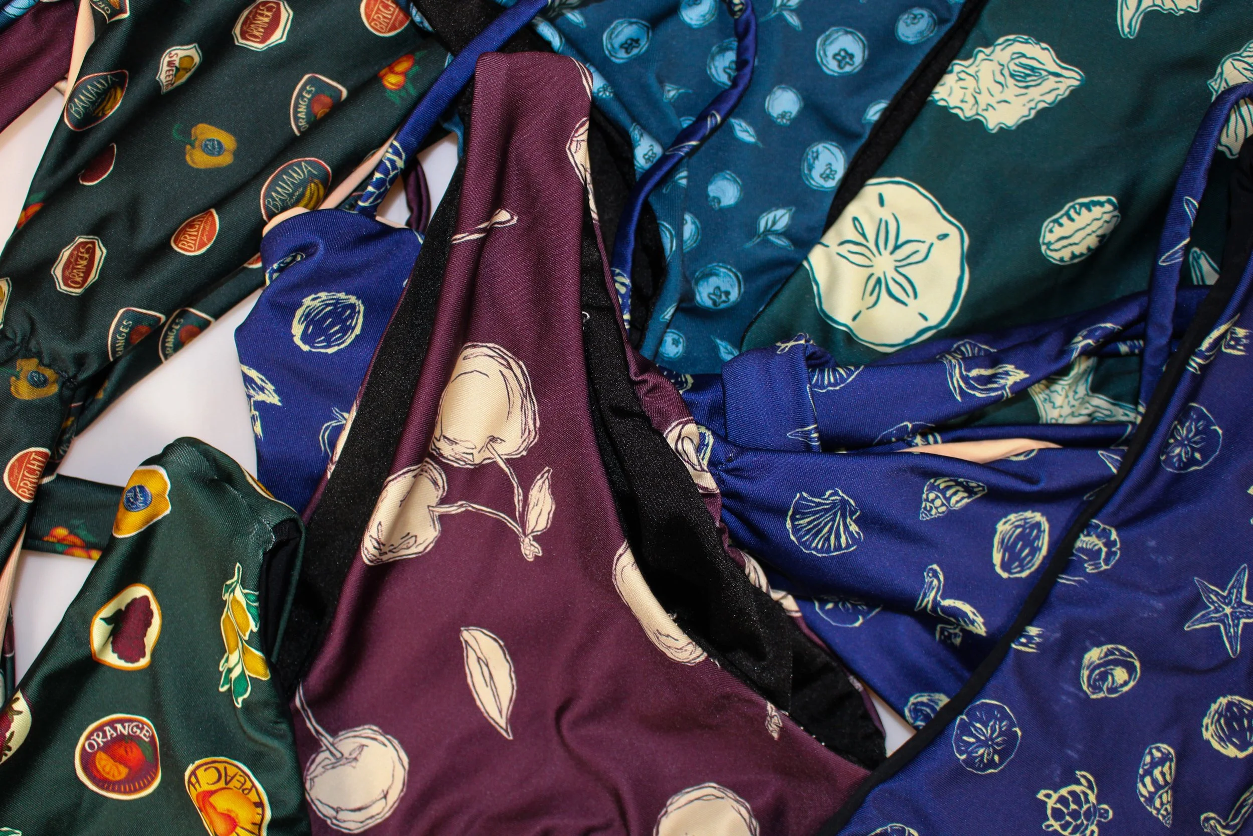 BENNIE'S BIKINI'S