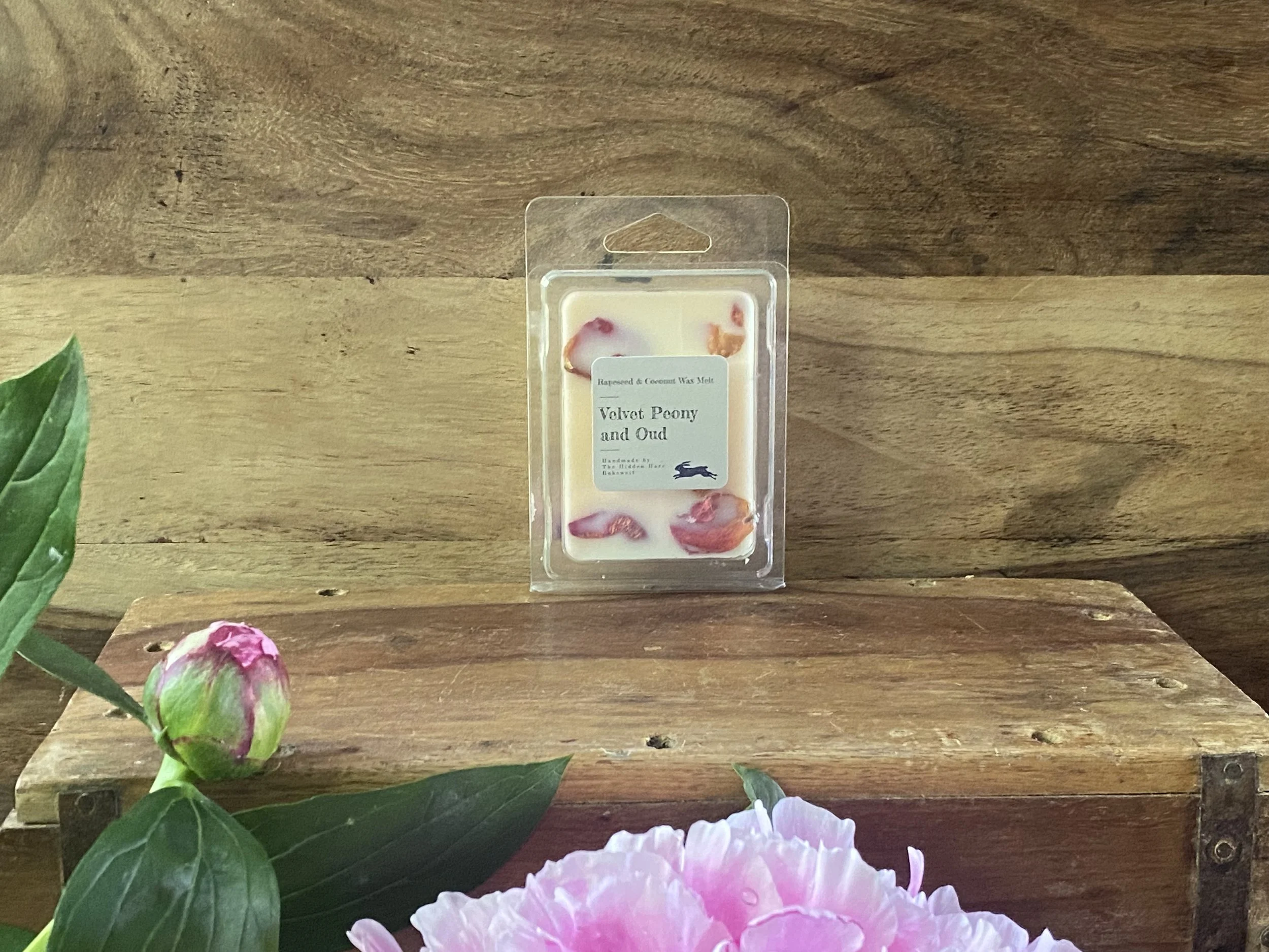 Velvet Peony & Oud Wax Melt