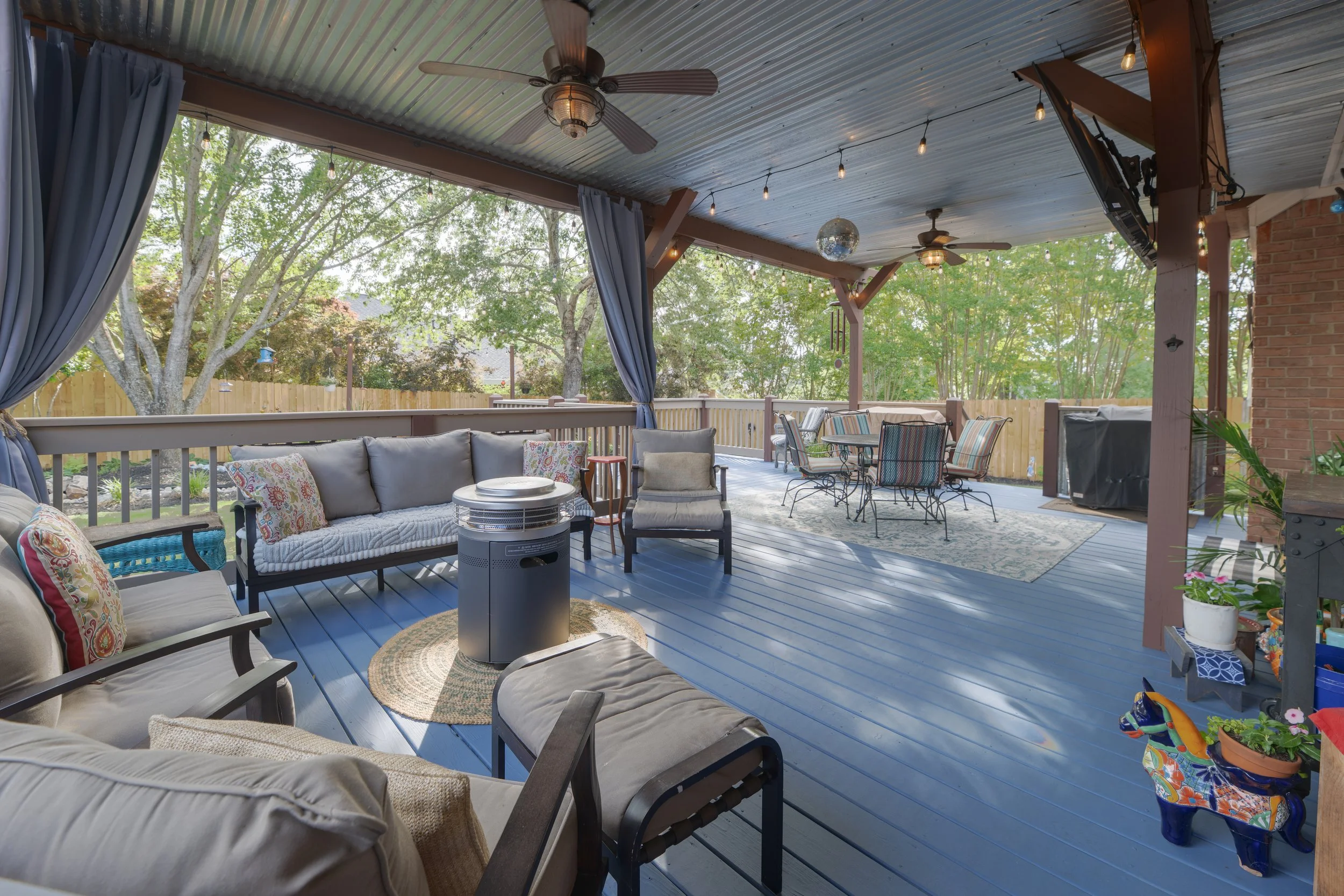 Backyard 3.jpg