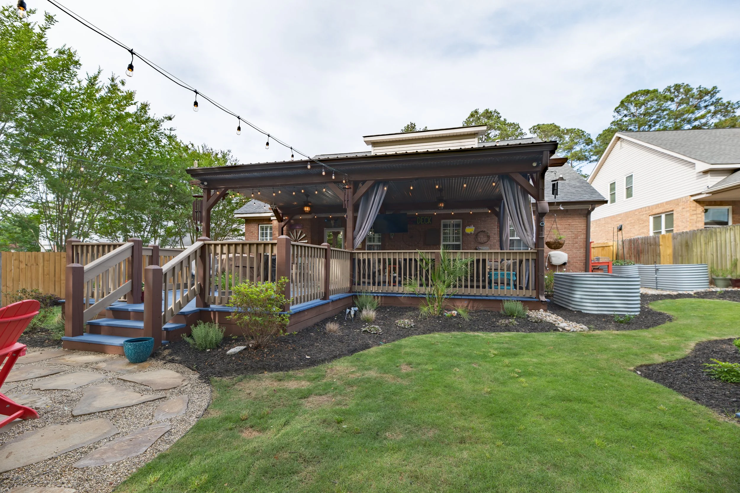 Backyard 10.jpg
