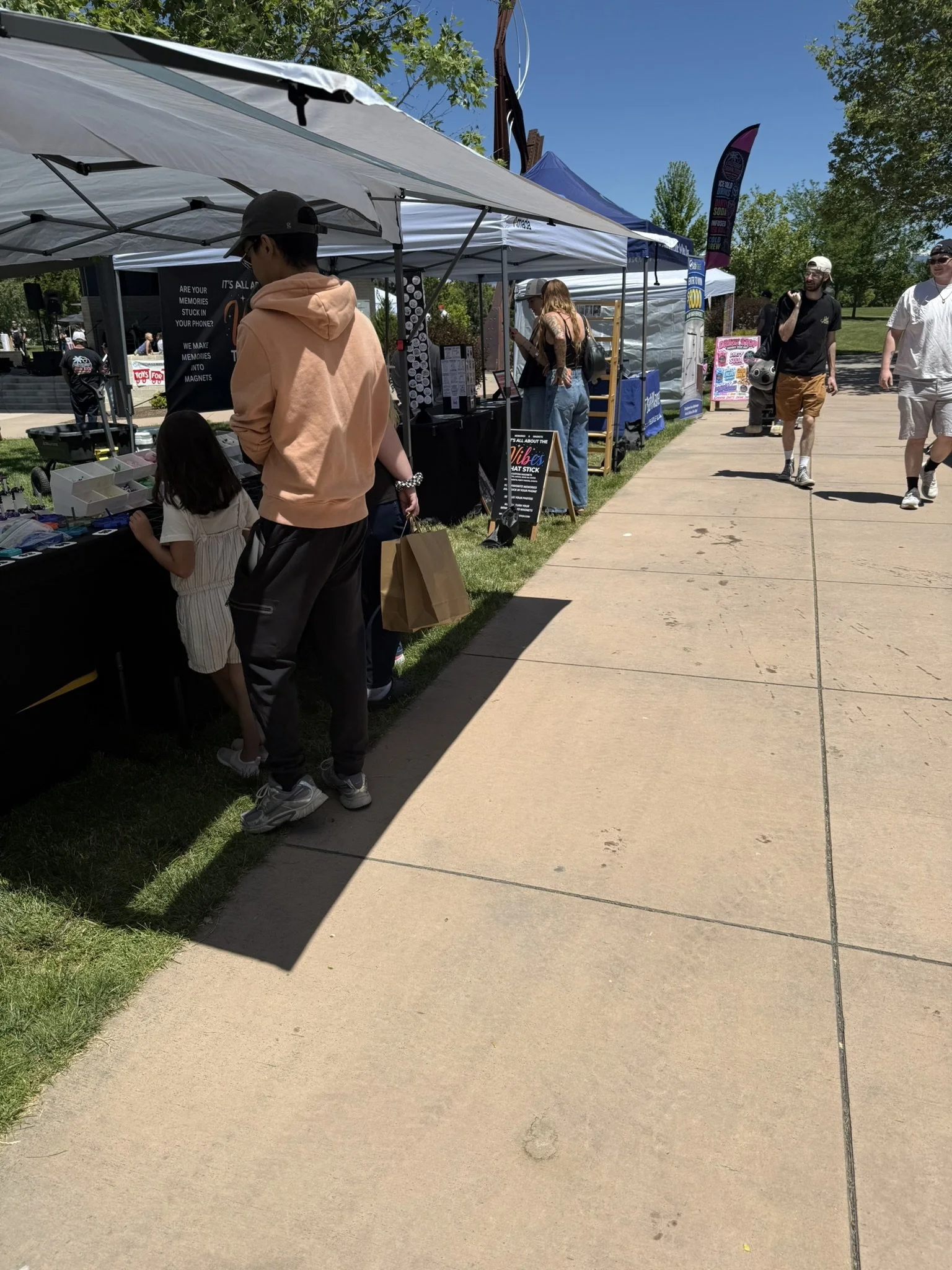 Vendors1.JPEG