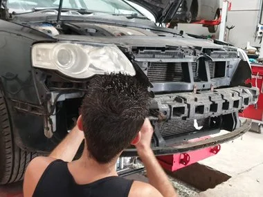 Mercedes SLK200 has it's new "KPZ" registration plates fitted at our customers' home in the Alicante region. We'd realigned headlights and fitted one replacement rear light unit to ensure this vehicle passed it's import test and was registered as qui