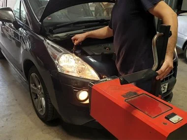 Peugeot 3008 has front headlights realigned and then adjusted prior to ITV import test. This vehicle was also thoroughly inspected at our workshop on the morning of the test to ensure that there were no nasty surprises and the customer would leave wi