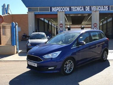Ford Grand C-Max on UK plates passes import test first time and will be registered on to new Spanish plates. This vehicle was delivered to us from the UK and we made arrangements to collect the owner from the Murcia airport as soon as he arrived - Oc