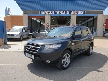 Hyundai Santa Fe on Swedish plates passes import test first time at our test centre in Murcia. We prepared the technical documentation required for import in advance for this customer who stopped by for the import test on their way from Sweden to Sev