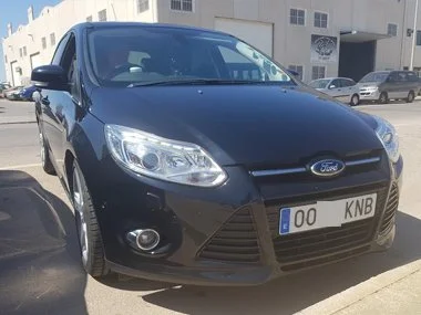 Ford Focus Titanium with new Spanish number plates. This customer and his wife received matching registration numbers (see left) - July 2018