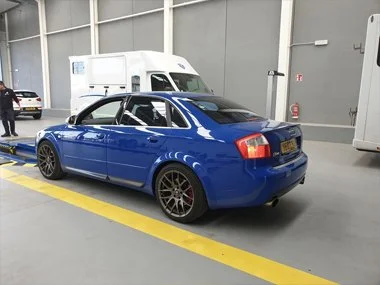 Audi S4 undergoes from Valencia region undergoes ITV import test in Murcia. This customer had purchased new headlights prior to the test and fitted them himself, but asked us to rewire the rear fog light to the left hand side on the same day as the i
