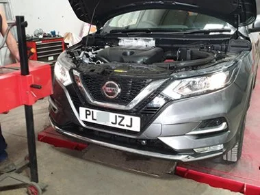 Brand new Nissan Qashqai has pre import check carried out at our workshop in Murcia. Our customers stopped off on the way through to their home in Granada to have their headlights aligned and rear LED fog lamp replaced - October 2018