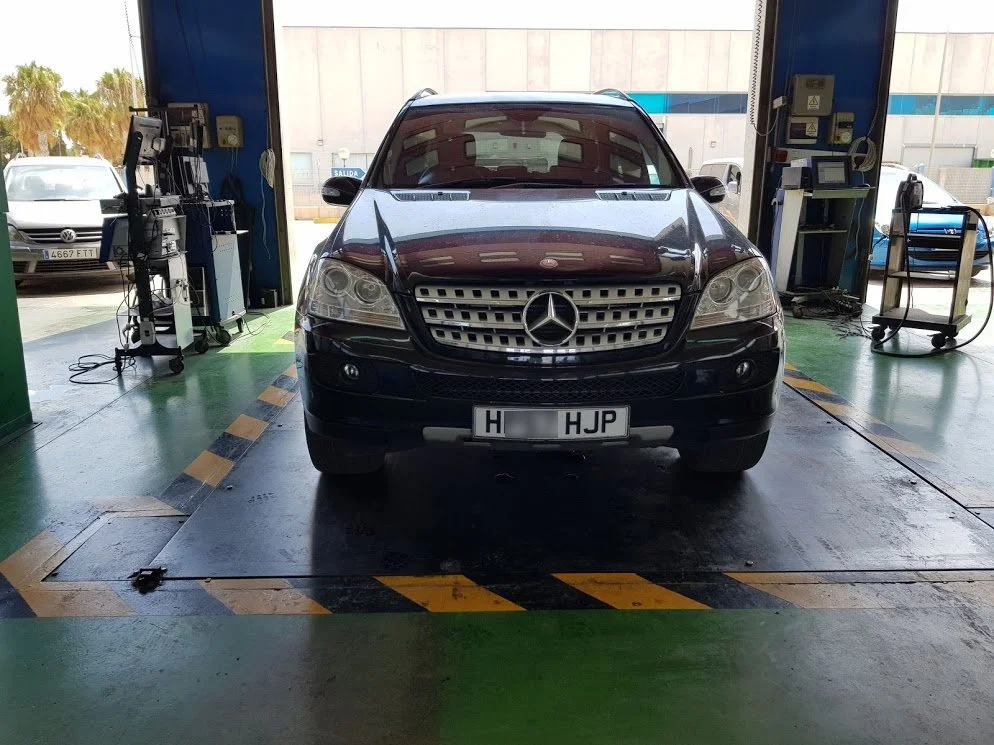 Mercedes ML-320 from Malaga region about to begin import test. We adjusted headlights, rewired rear lenses, supplied & fitted 4 brand new Goodyear tyres, re-gassed the air con and serviced this vehicle, before delivering back to the customer 24 hours