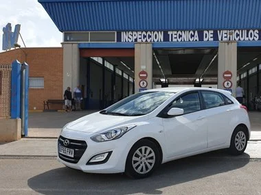 Hyundai i30 passes ITV import test in Murcia at the first attempt. We'd adjusted headlights for this customer just prior to the import test and our engineers checked all test items prior to the actual import test to ensure this customer would leave w