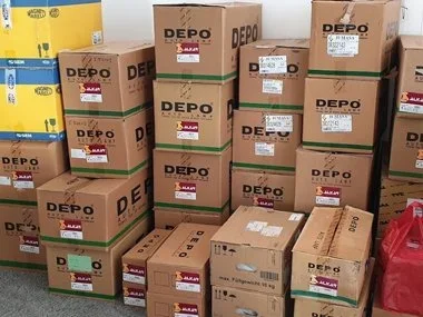 A range of European specification headlights, in stock and waiting to be fitted to customers vehicles at our workshop. We are one of the largest suppliers of aftermarket headlights in Spain and are also specialists in headlamp realignment and fog lig