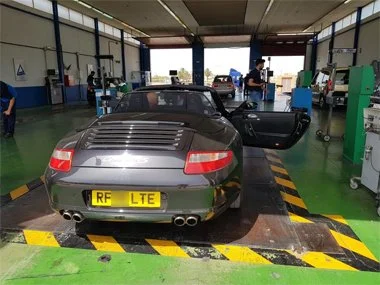 UK registered Porsche 911 Carrera 2 starts import test - July 2018