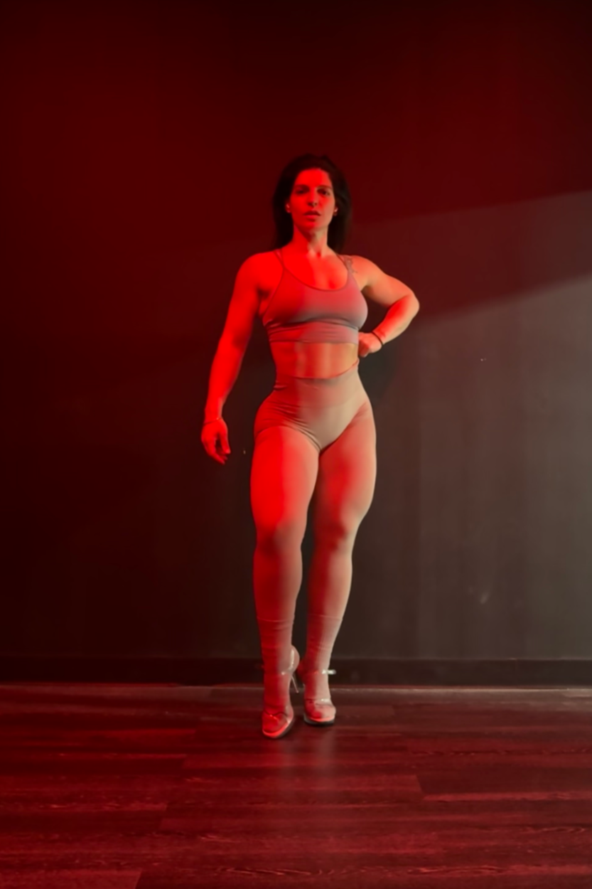 Online fitness coaching with Joanna Mar