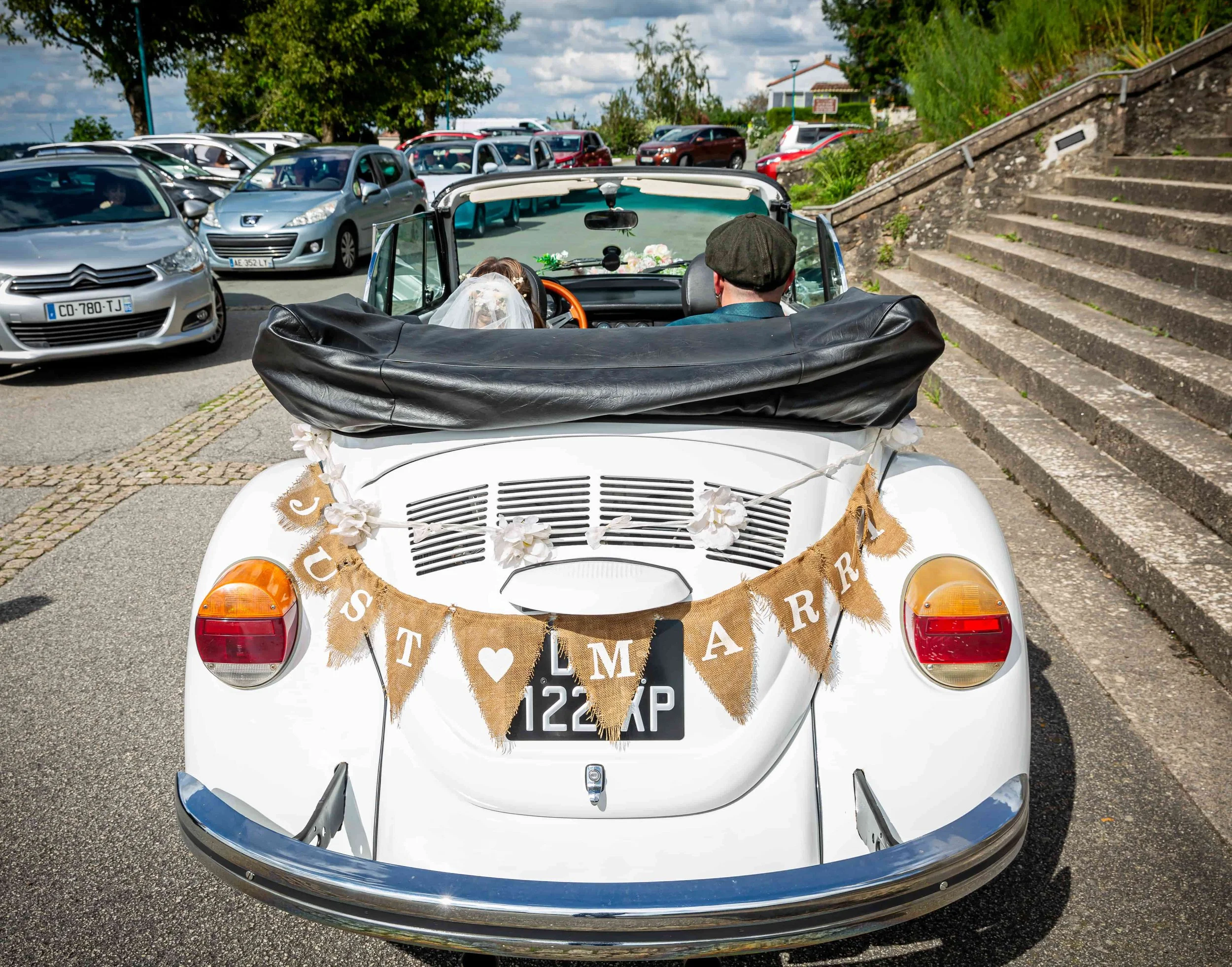 La voiture des mariés est prête ! Vendée