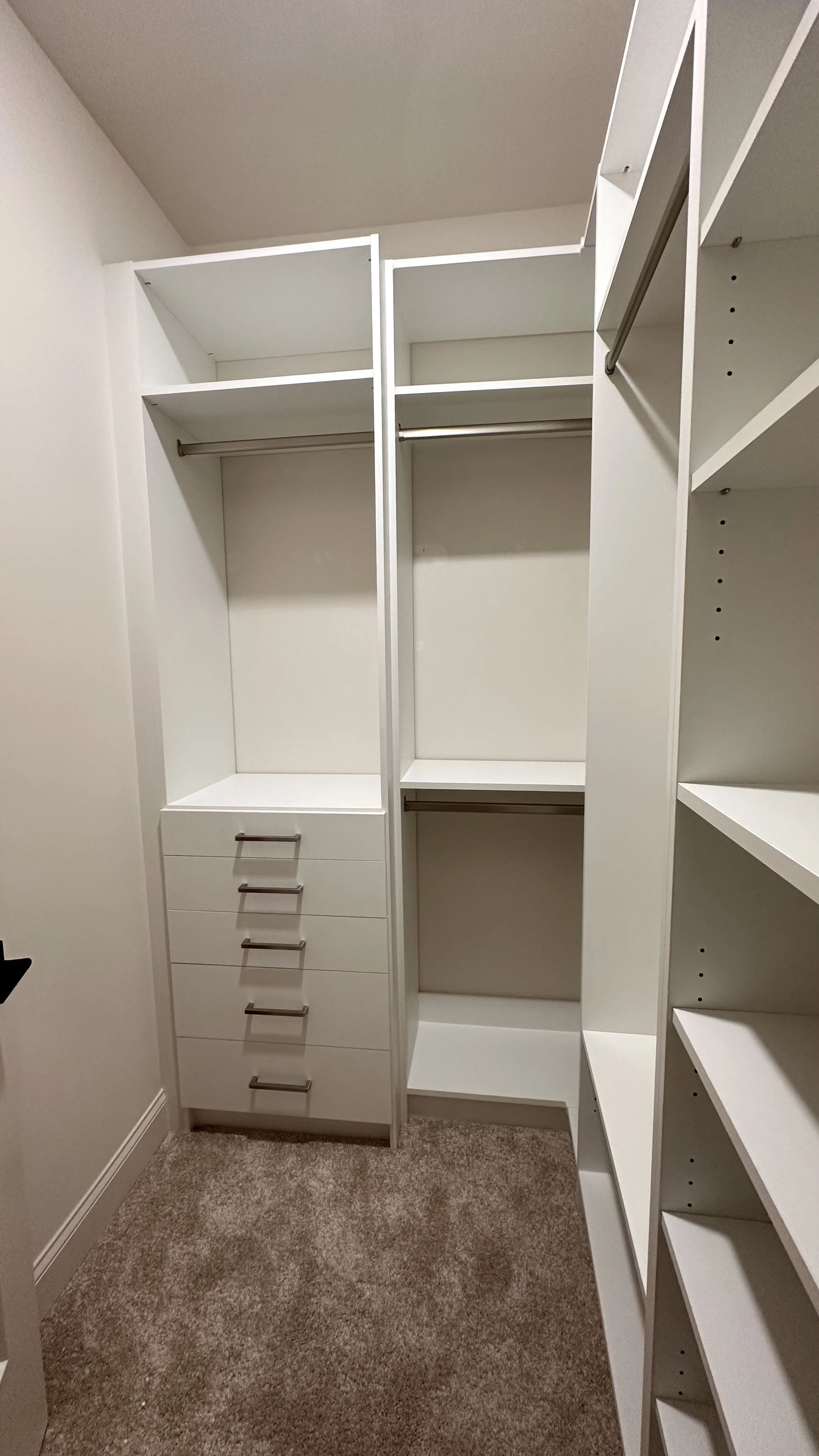 Walk-In closet  Suwanee