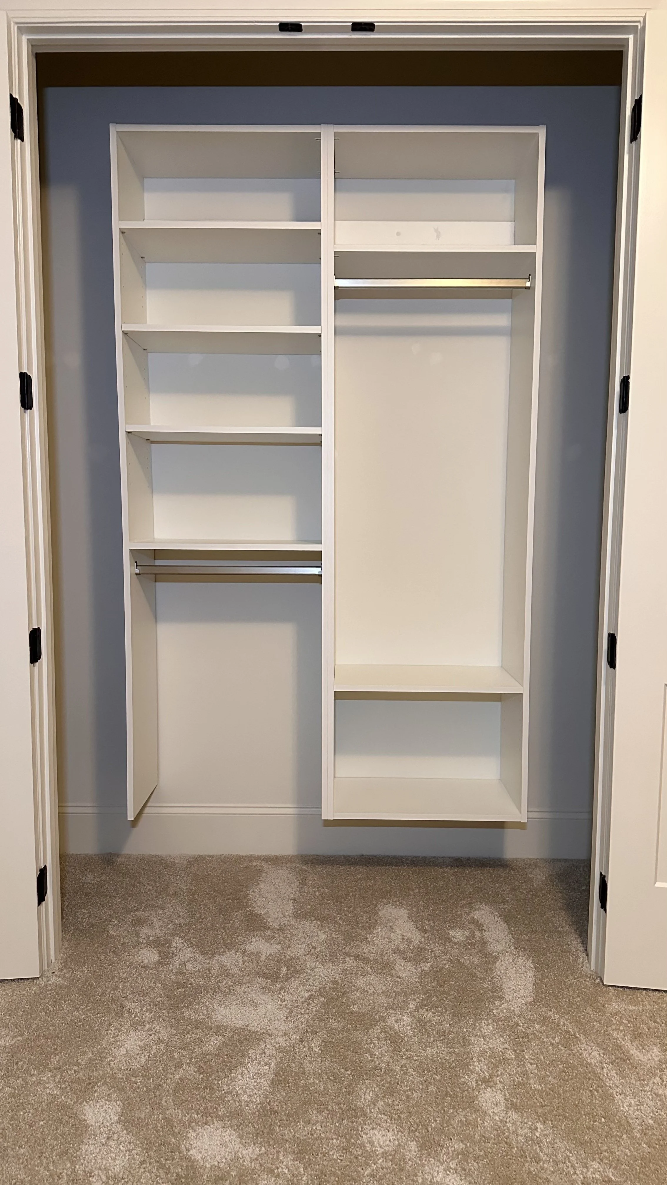 Reach-in closet Suwanee