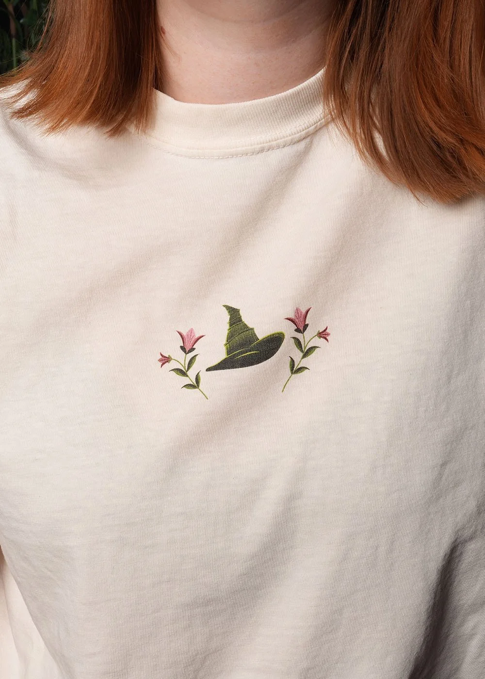 WickedForGood_Shirt-Lifestyle_Light-CloseUp.jpg