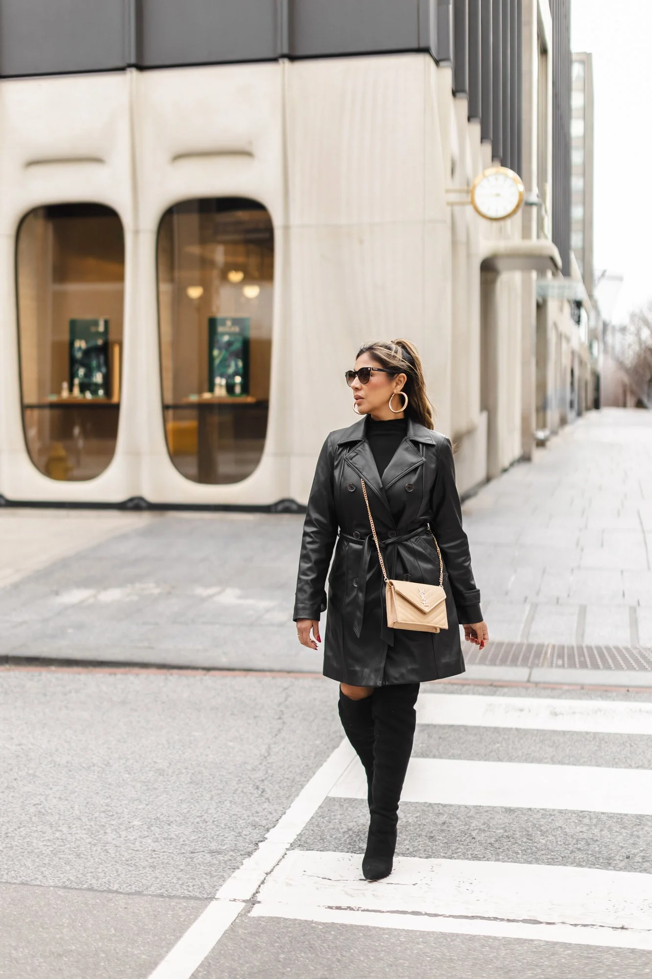 Branding photoshoot in Toronto featuring clean, editorial visuals for modern personal brands and entrepreneurs.