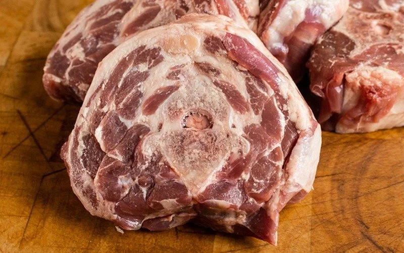 Lamb Neck