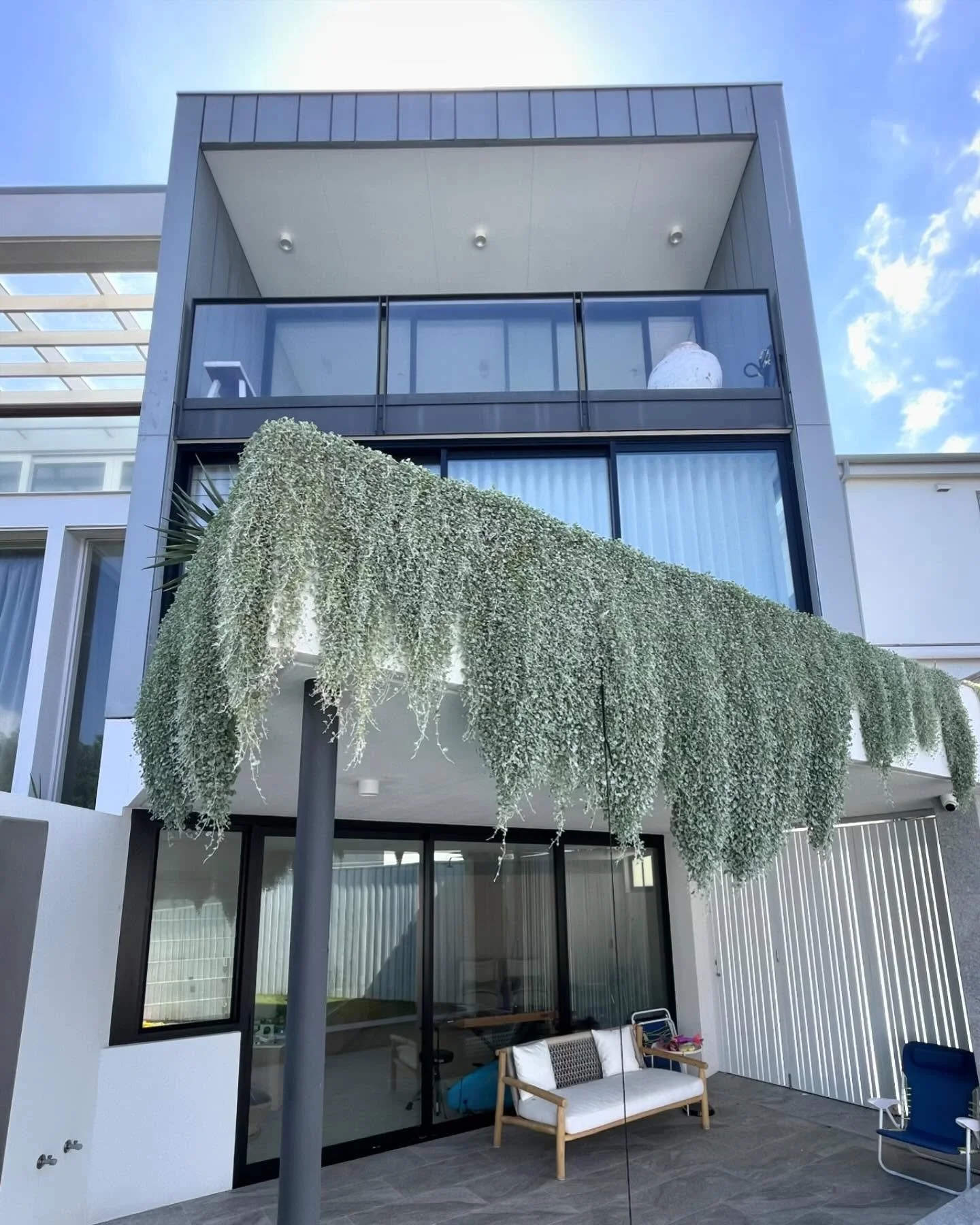 Clovelly Beach Build - 
Builder - @wynnbuild 
Architect - @mckarchitects