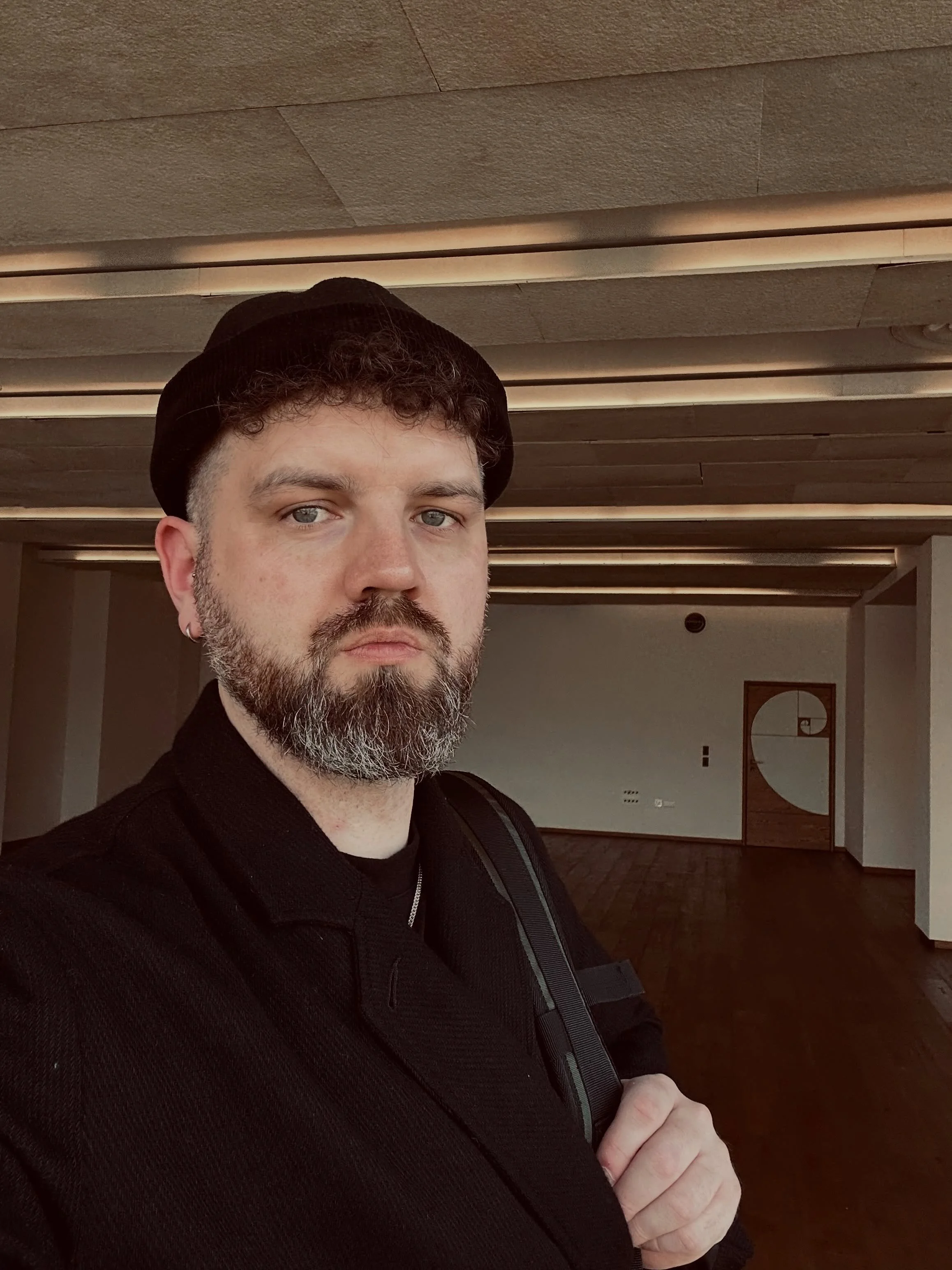 Recently, I&rsquo;ve been somewhere very special.

Can you guess where I am?

Something exciting is coming next week.

#lifeissound