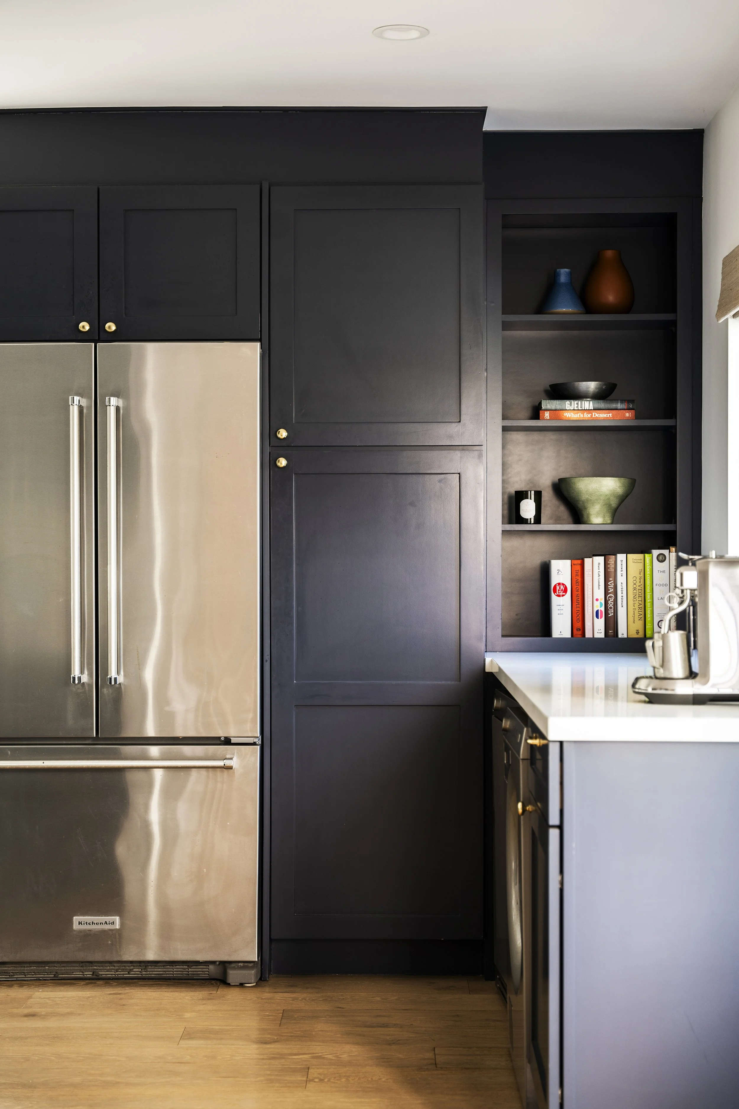 GAV08104 half size.jpg