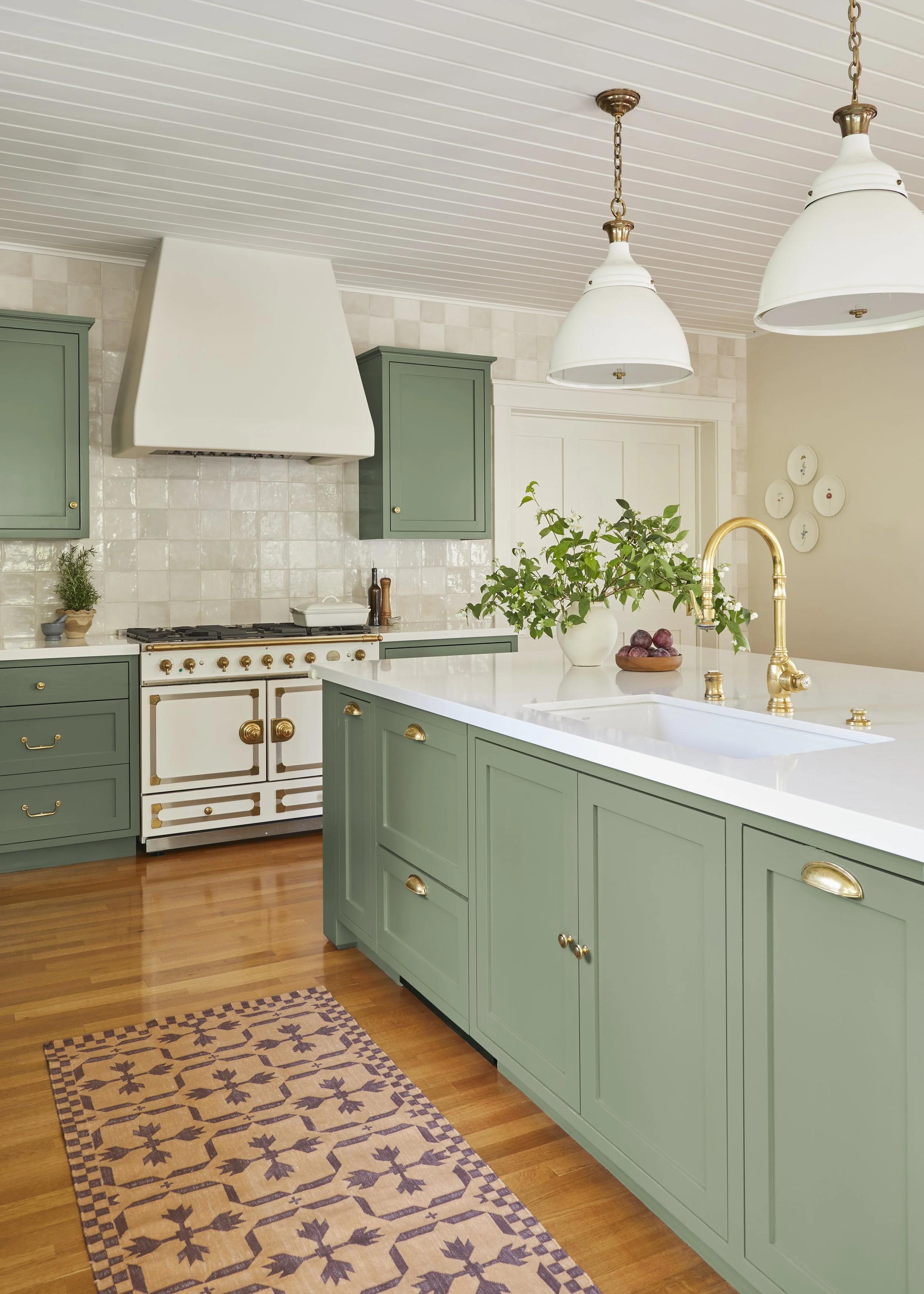 Styling by Helen Highfield, Photo by Sara Liggoria-Tramp, Interior Design by Hayley English Interiors