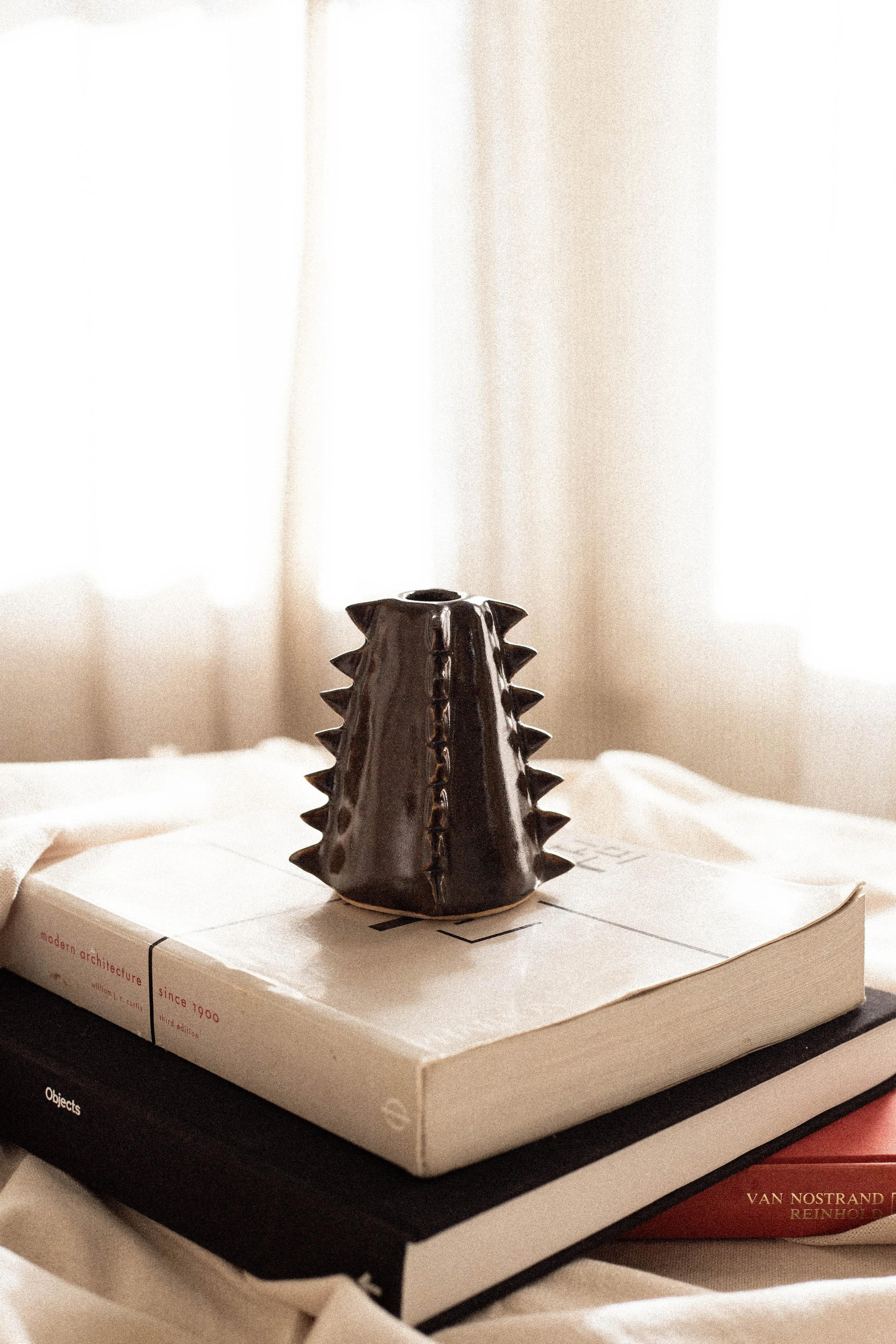 Spike Bud Vase 01