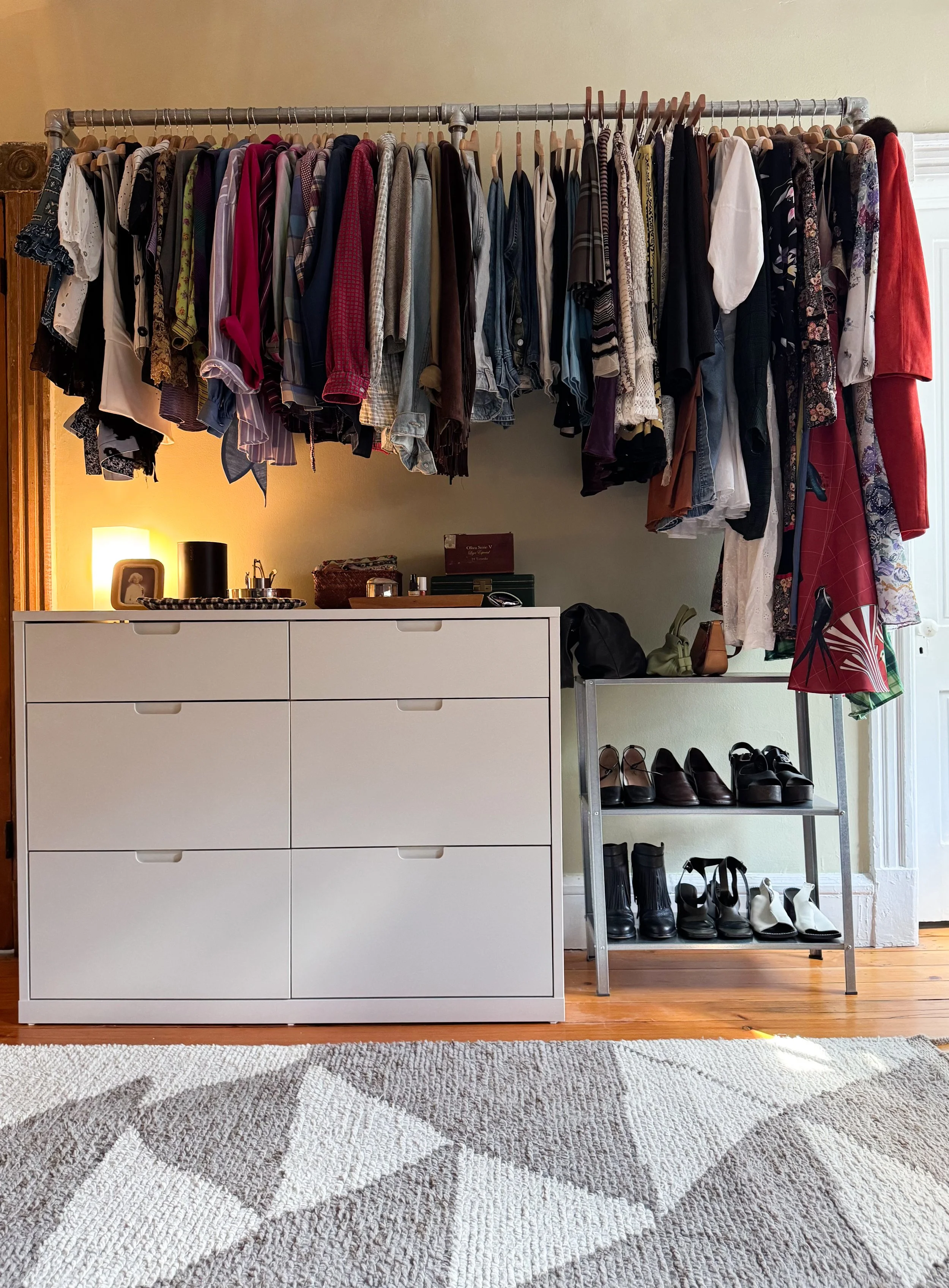 Custom closet system