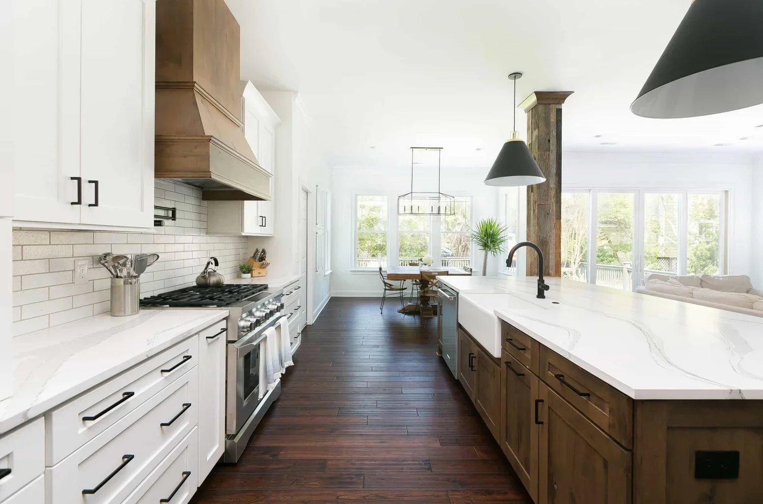 white-farmhouse-island-shaker-kitchen-cabinet.webp