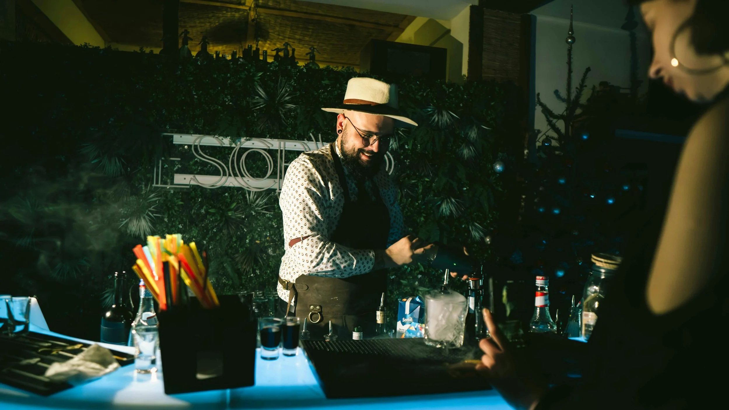 🍸 Signature Bartending Experience