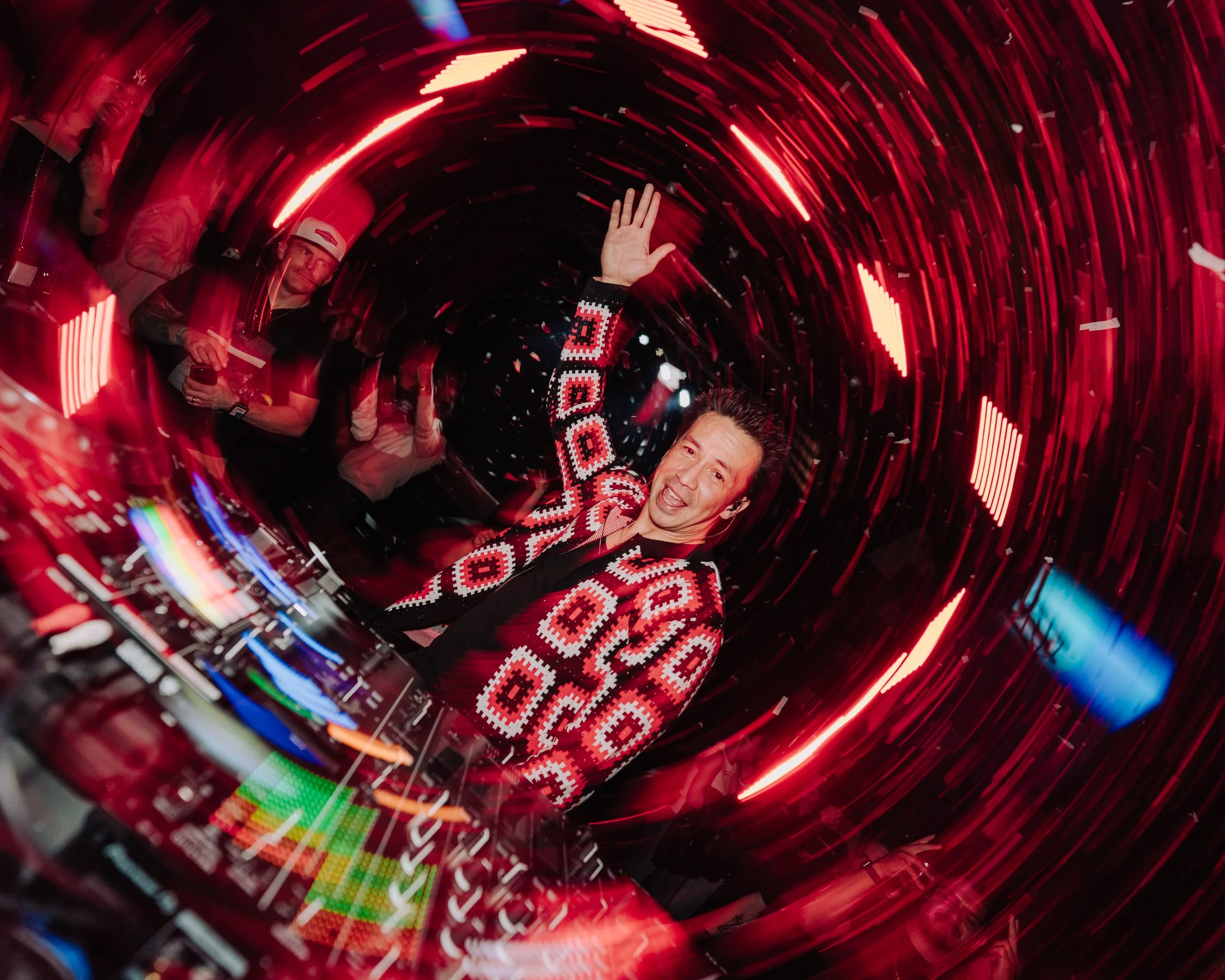 LaidbackLuke.SKY-1.jpg
