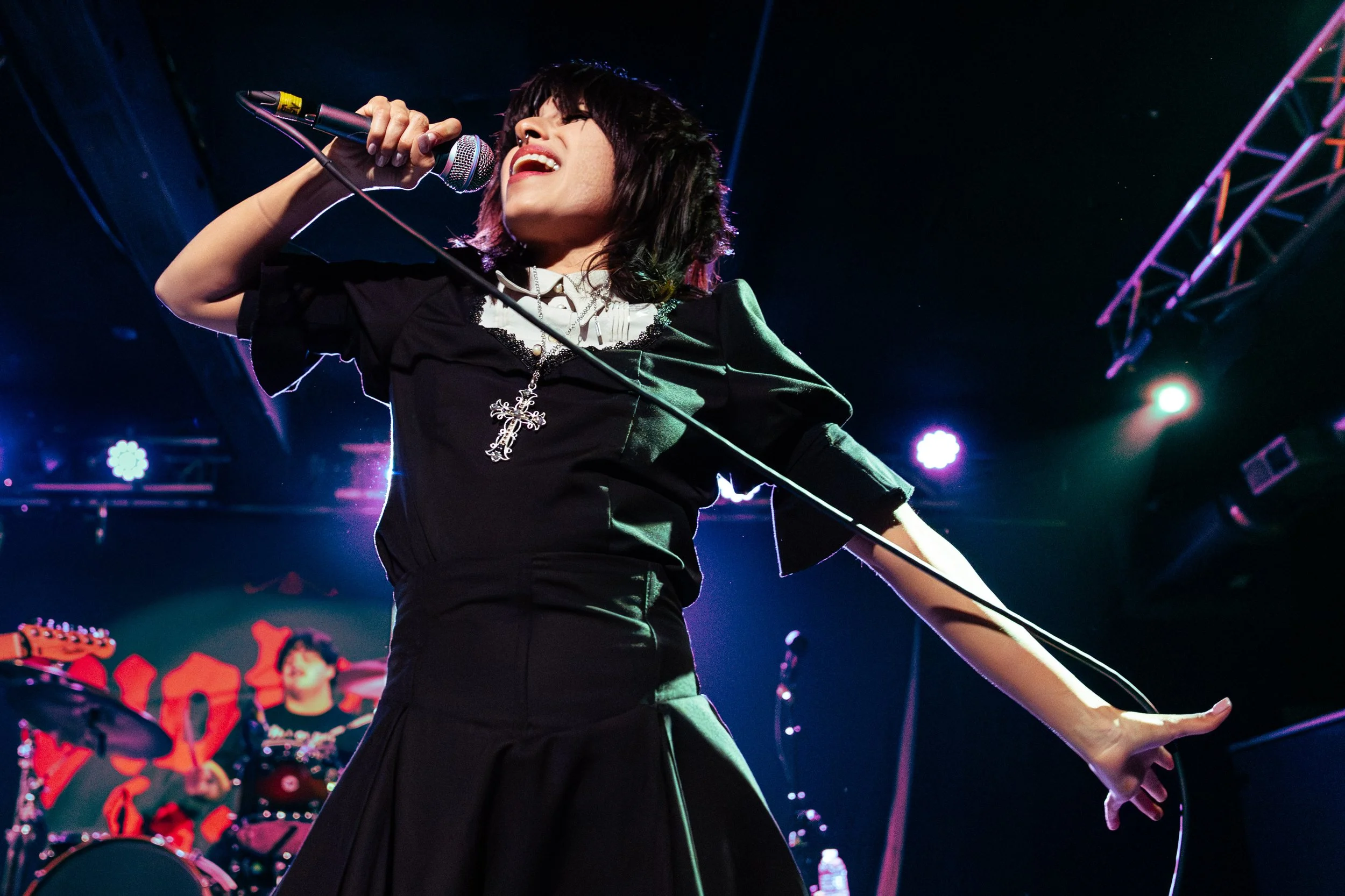 ViolentVira.Soundwell-31 (1).jpg