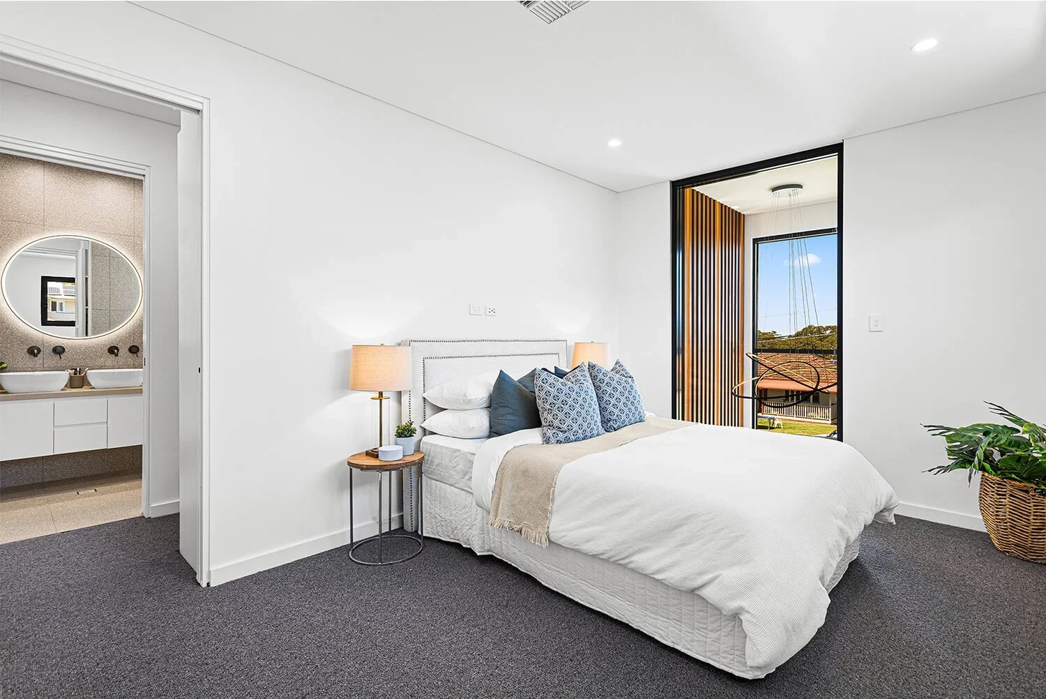 51 Coonong Rd-Gymea Bay-2.webp