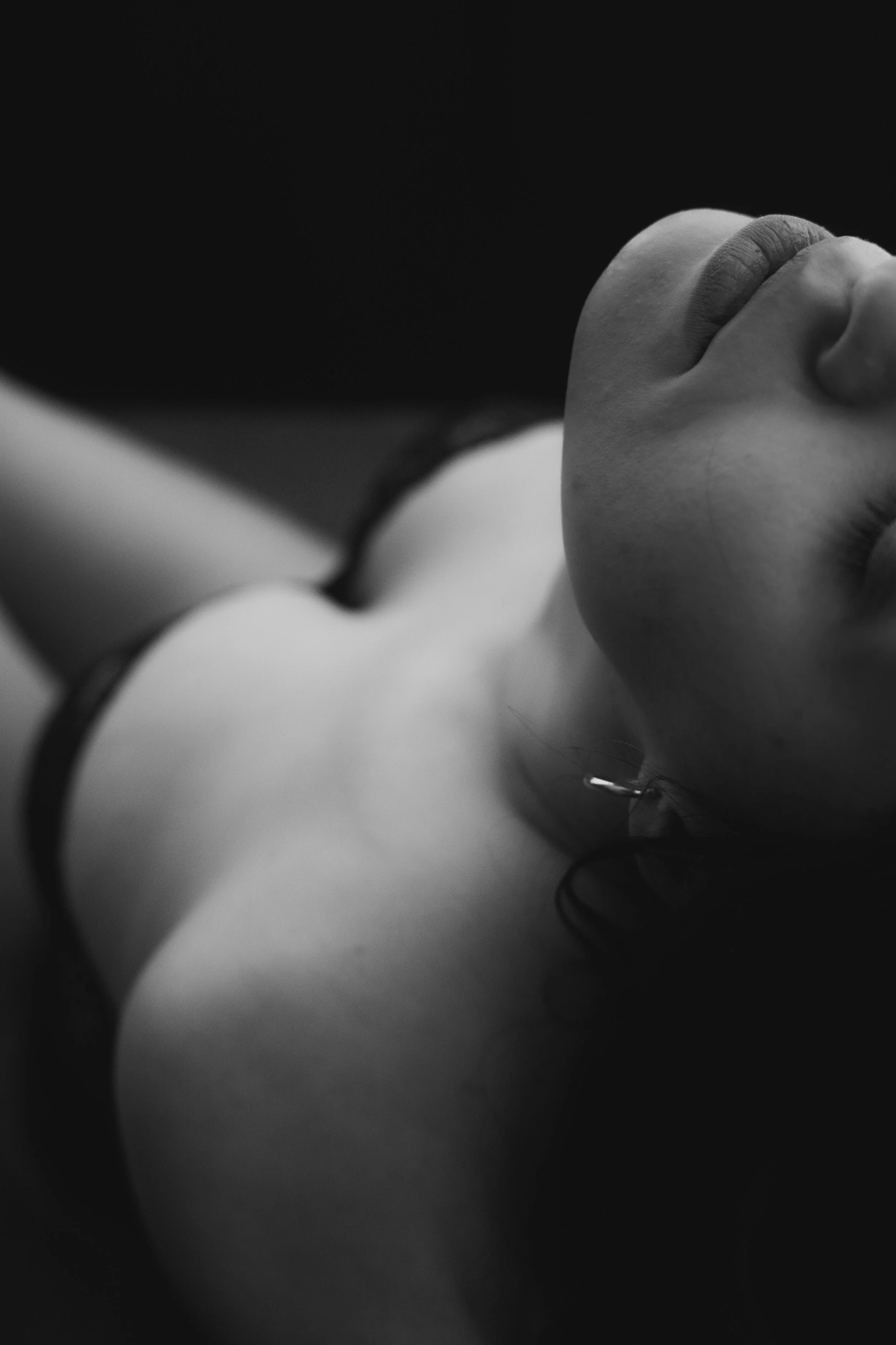 Cleveland Mom Boudoir Photography-18.jpg