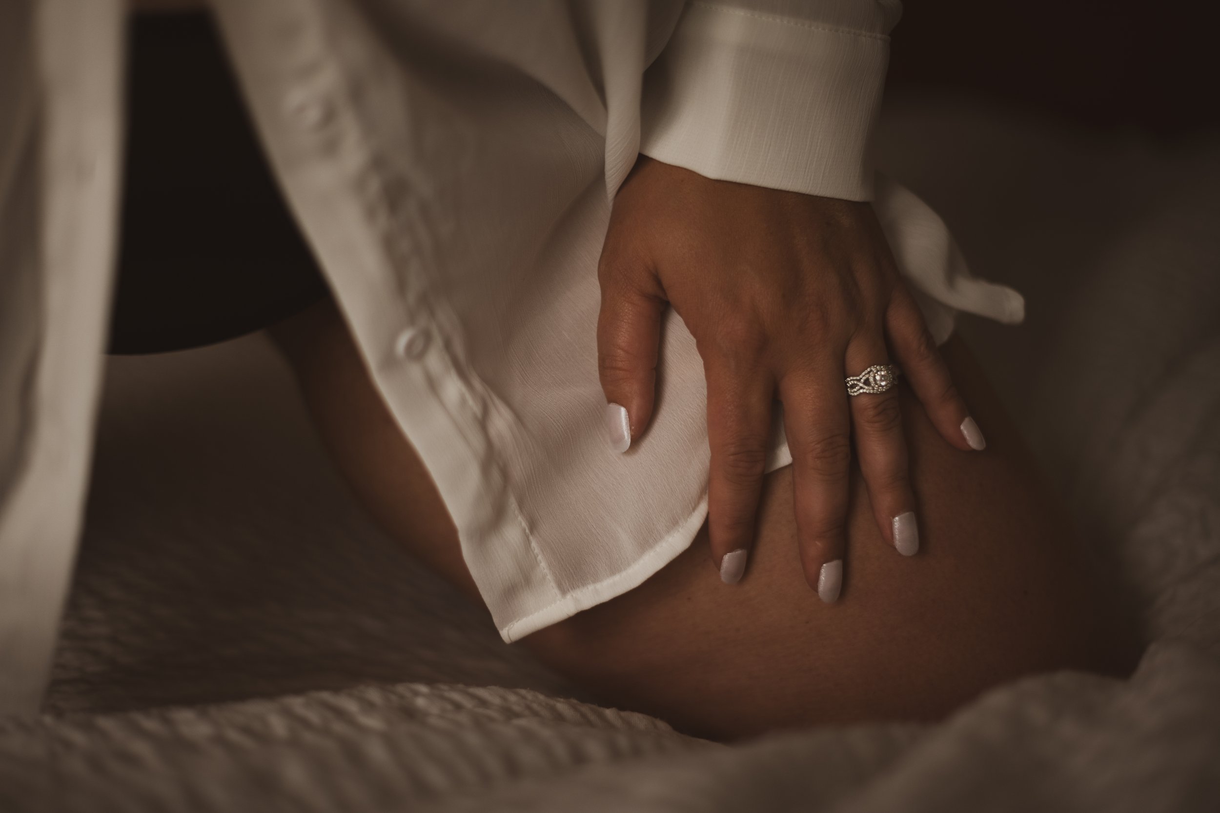 Cleveland Mom Boudoir Photography-10.jpg