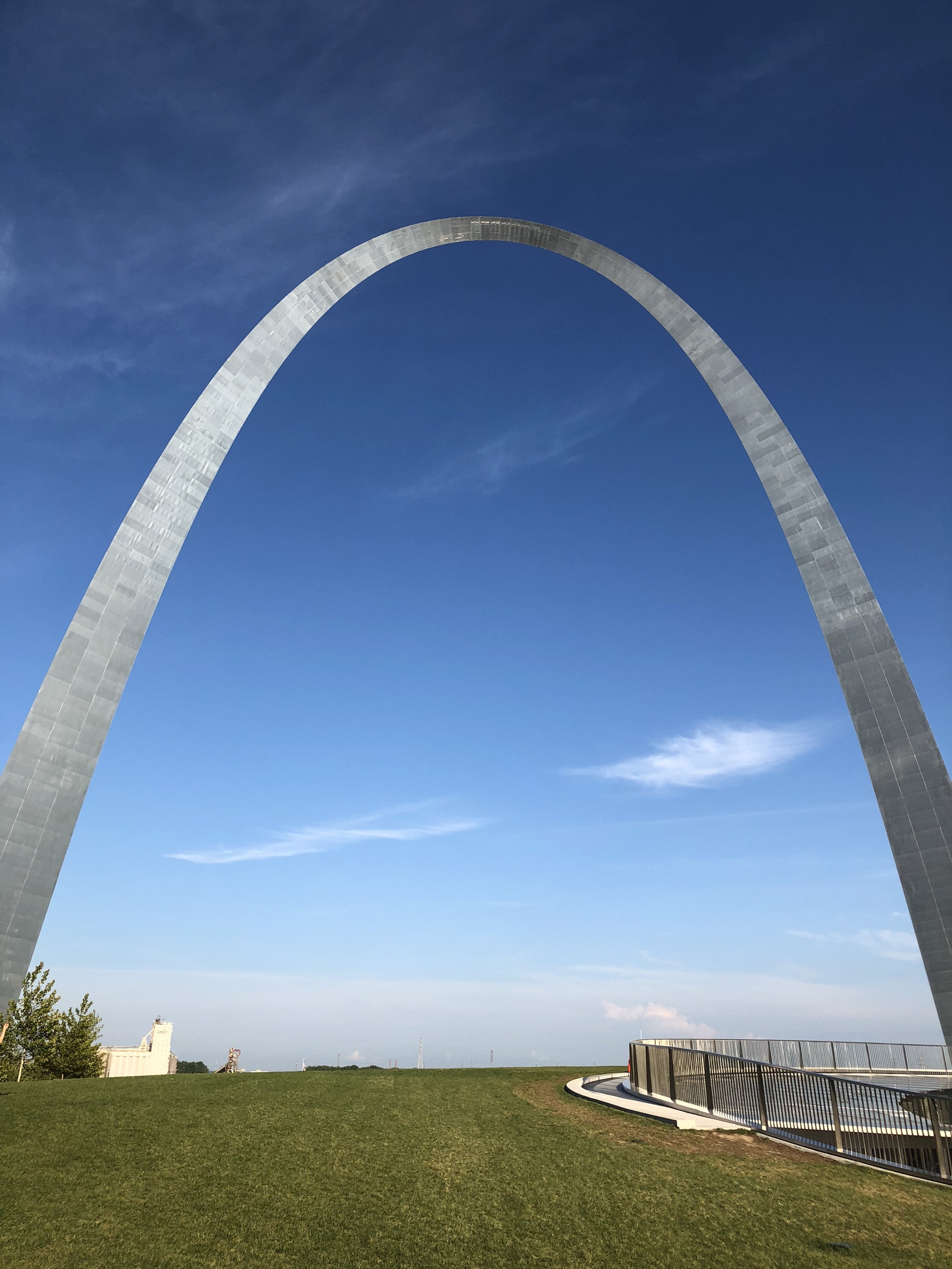 Gateway Arch 4.jpg