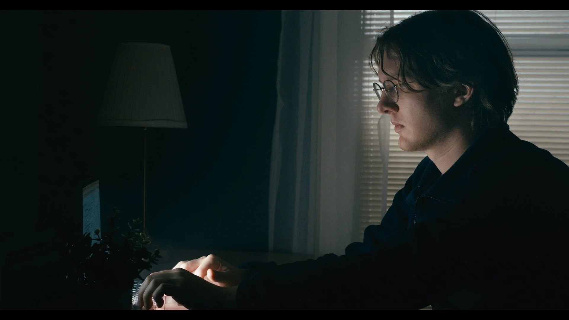 Timeline 1_01_00_18_16.jpg