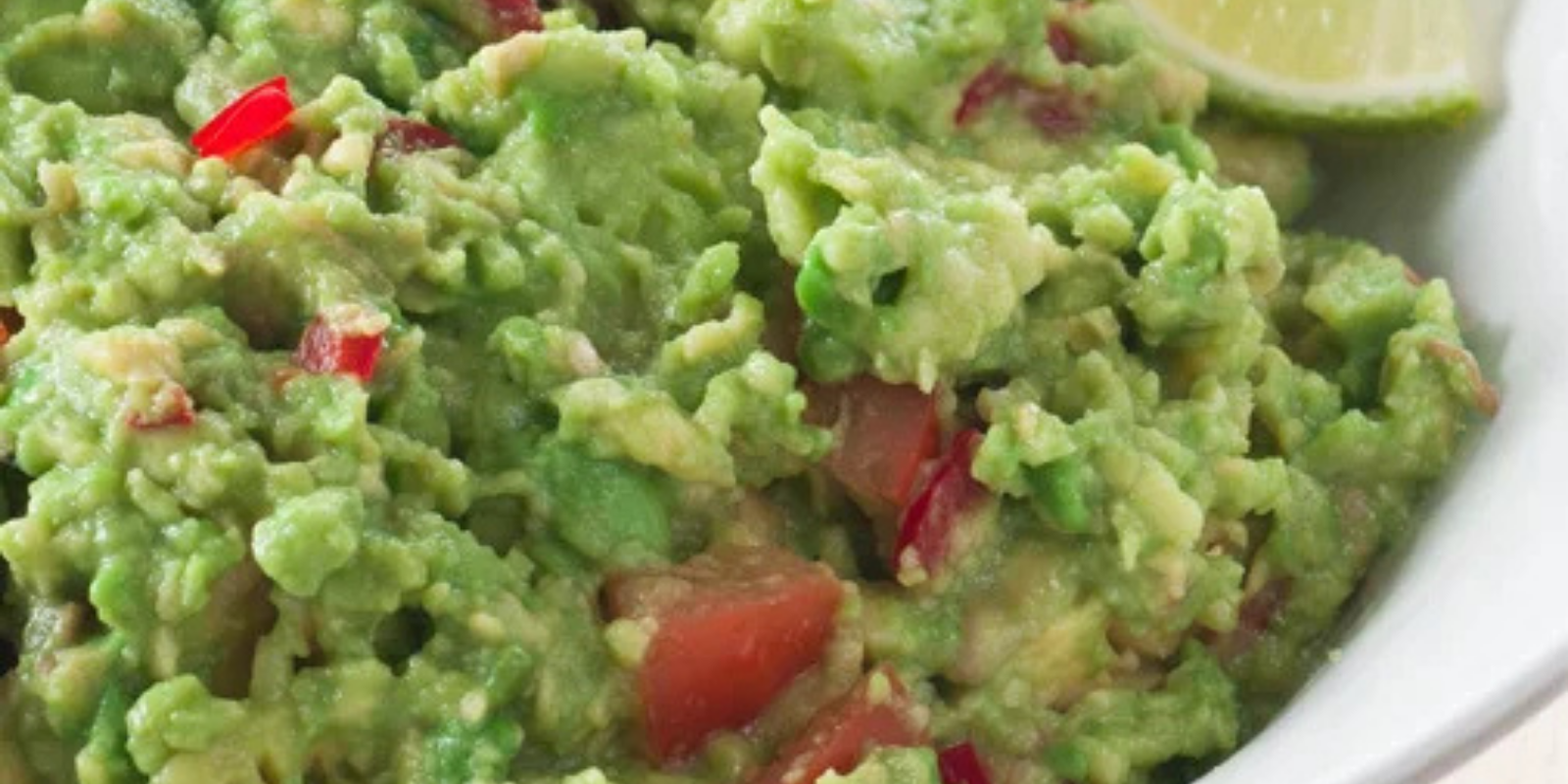 Keto Spirulina Guacamole
