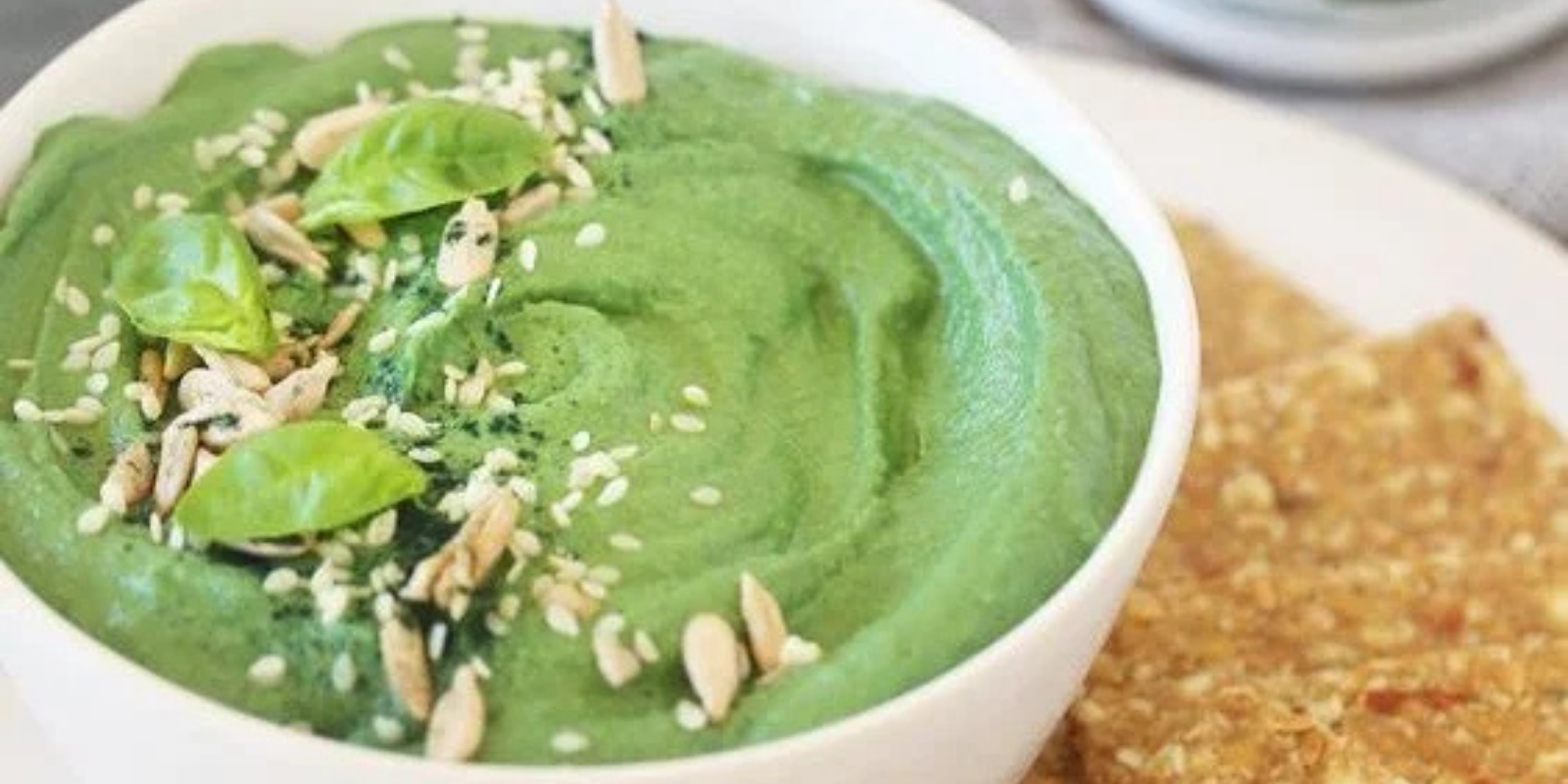 Super Green Spirulina Hummus