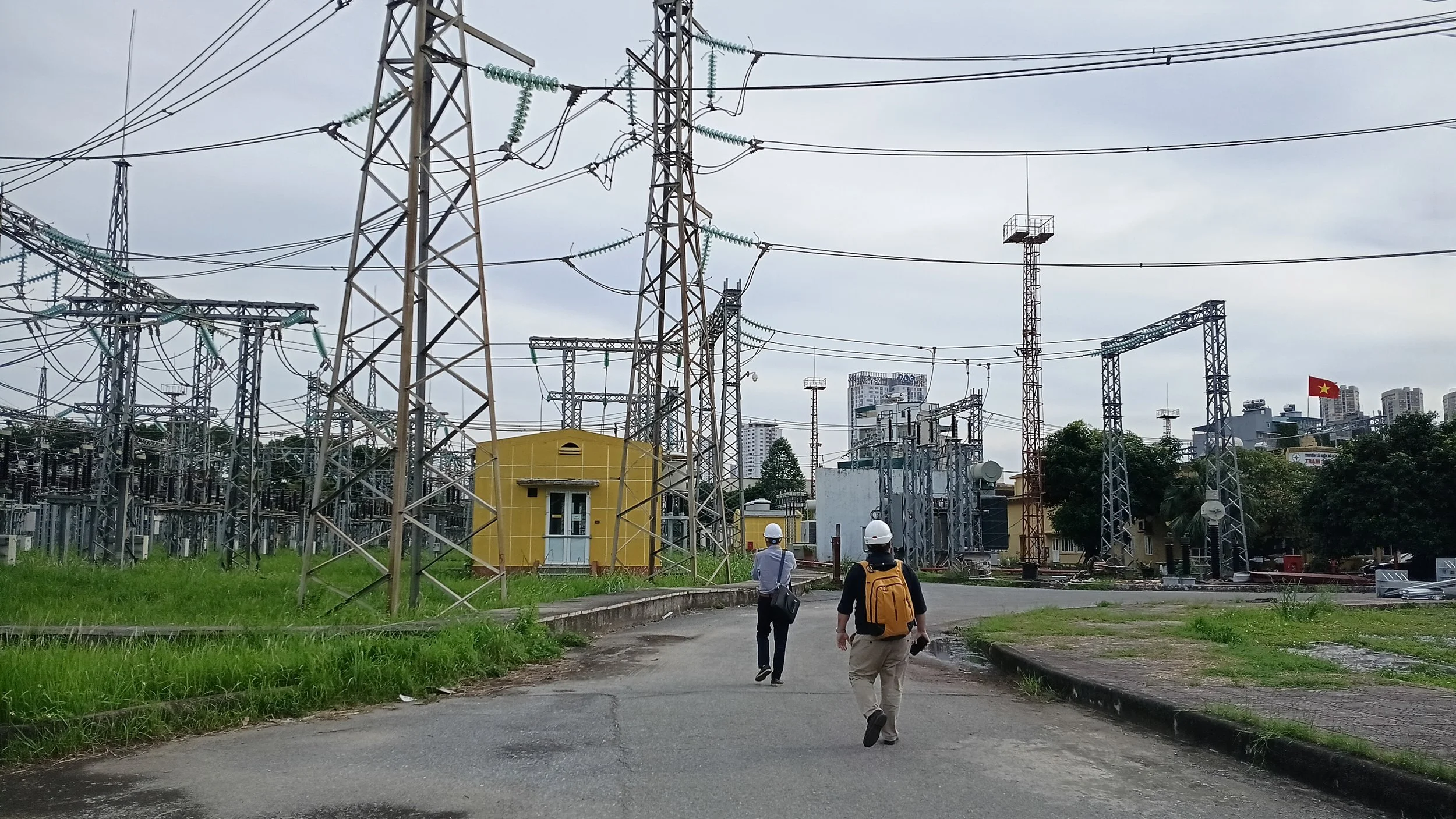 Measure Partial Discharge in EVNNPT