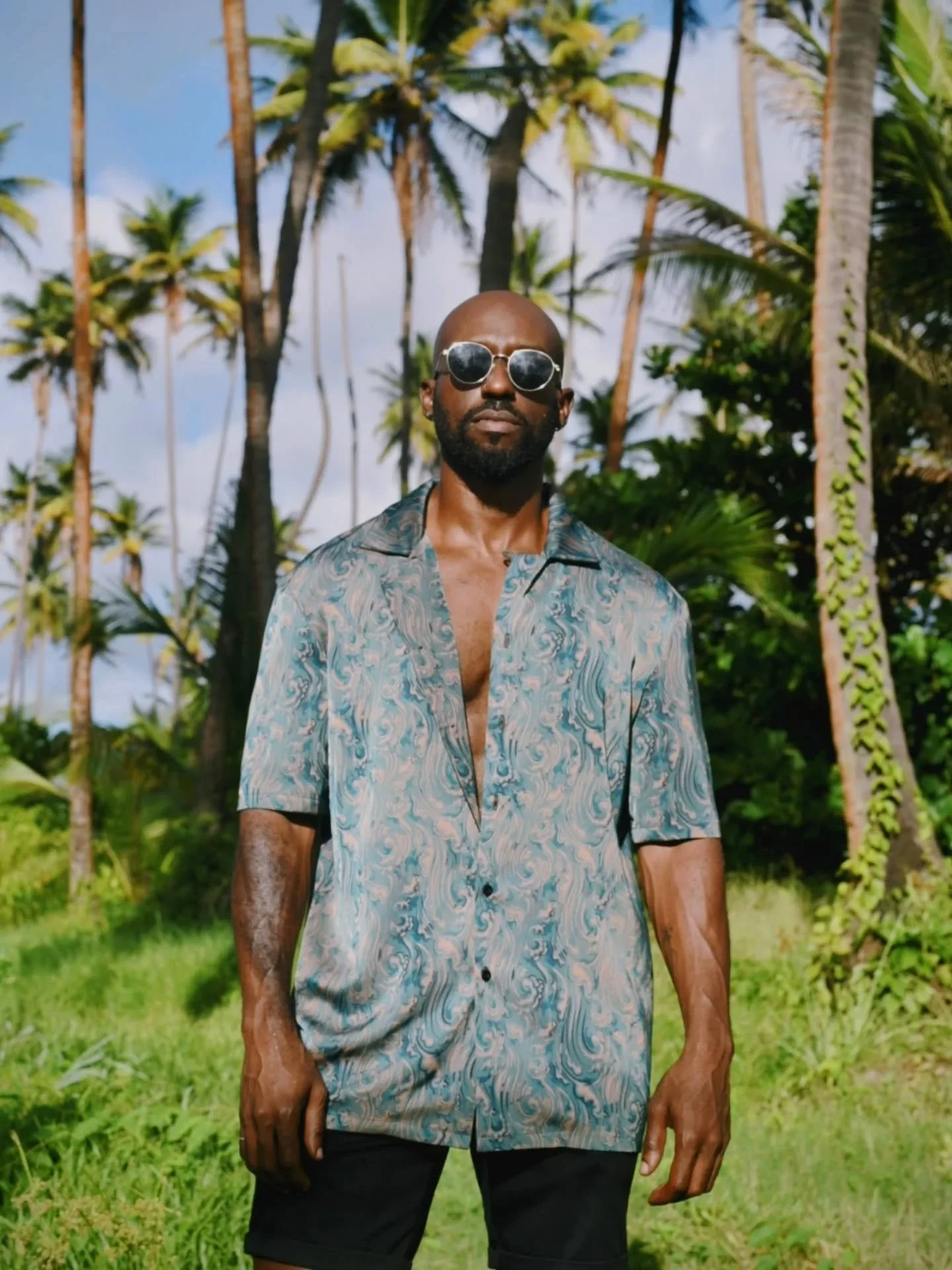 Flowing like water 🌊

A peek at a few new pieces
(📸: @j.bridg3t )