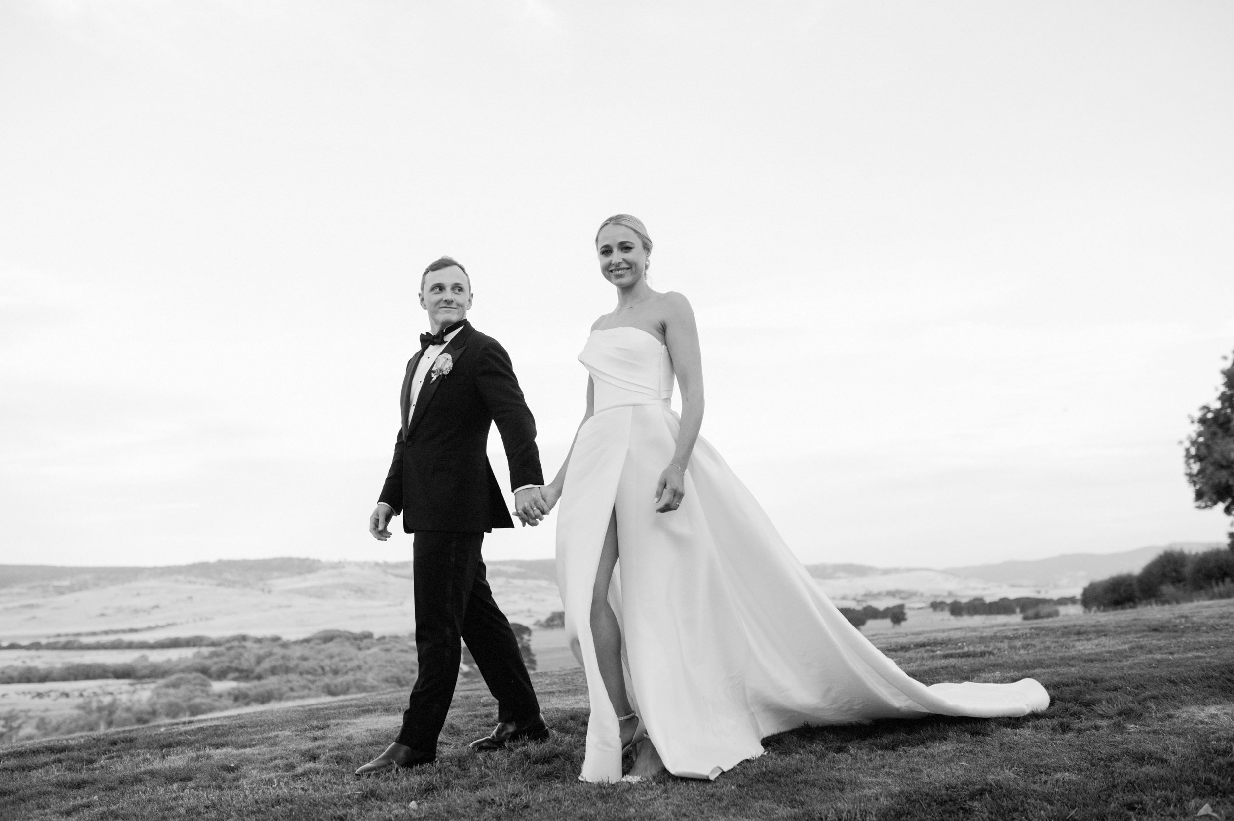 A black and white photo of a bride and groom at Vaucluse Estate, Tasmania