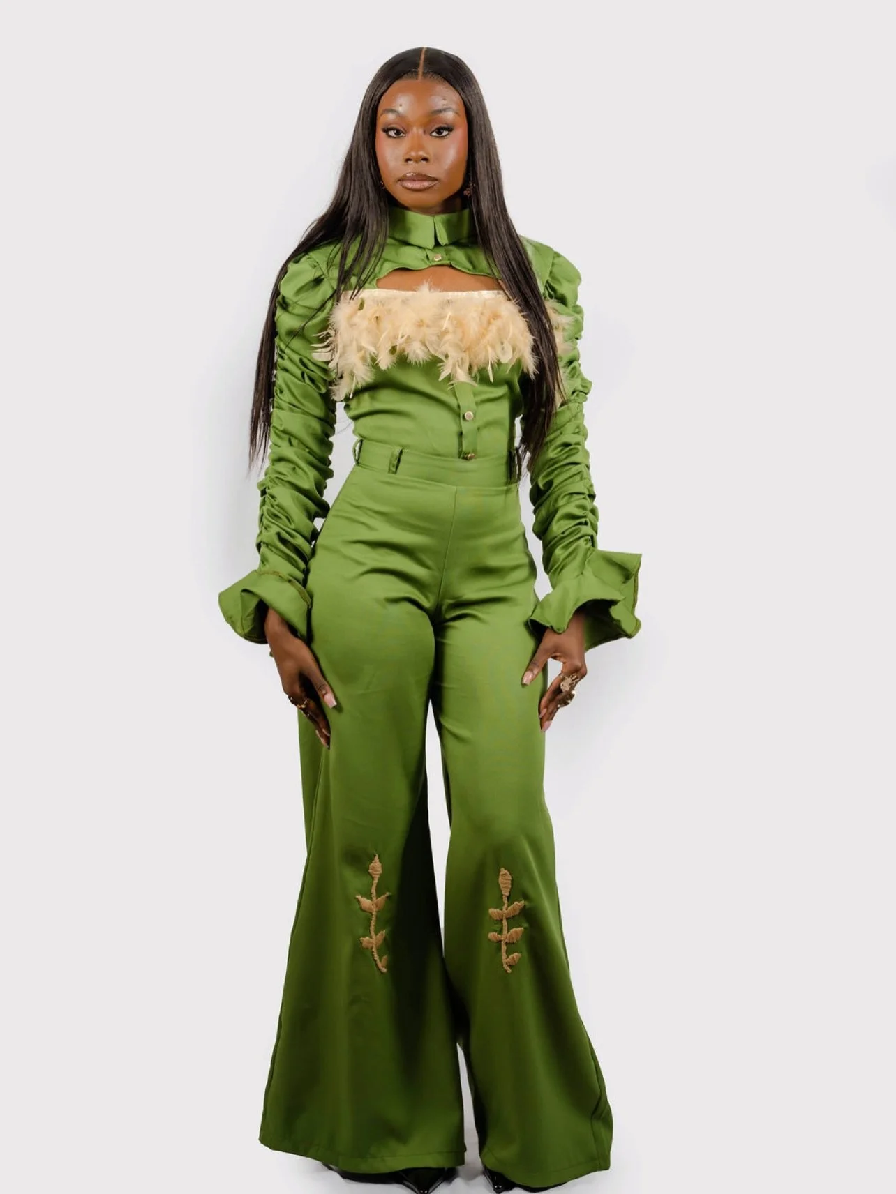 Iconic women handle business in Keziah.

Keziah captured: UK size 8

We make architectural pieces for the ambitious woman. Go chase your dreams, we&rsquo;ll handle your wardrobe.

#jlxwoman #jlxthelabel #luxuryafricanfashion #africanfashion #architec