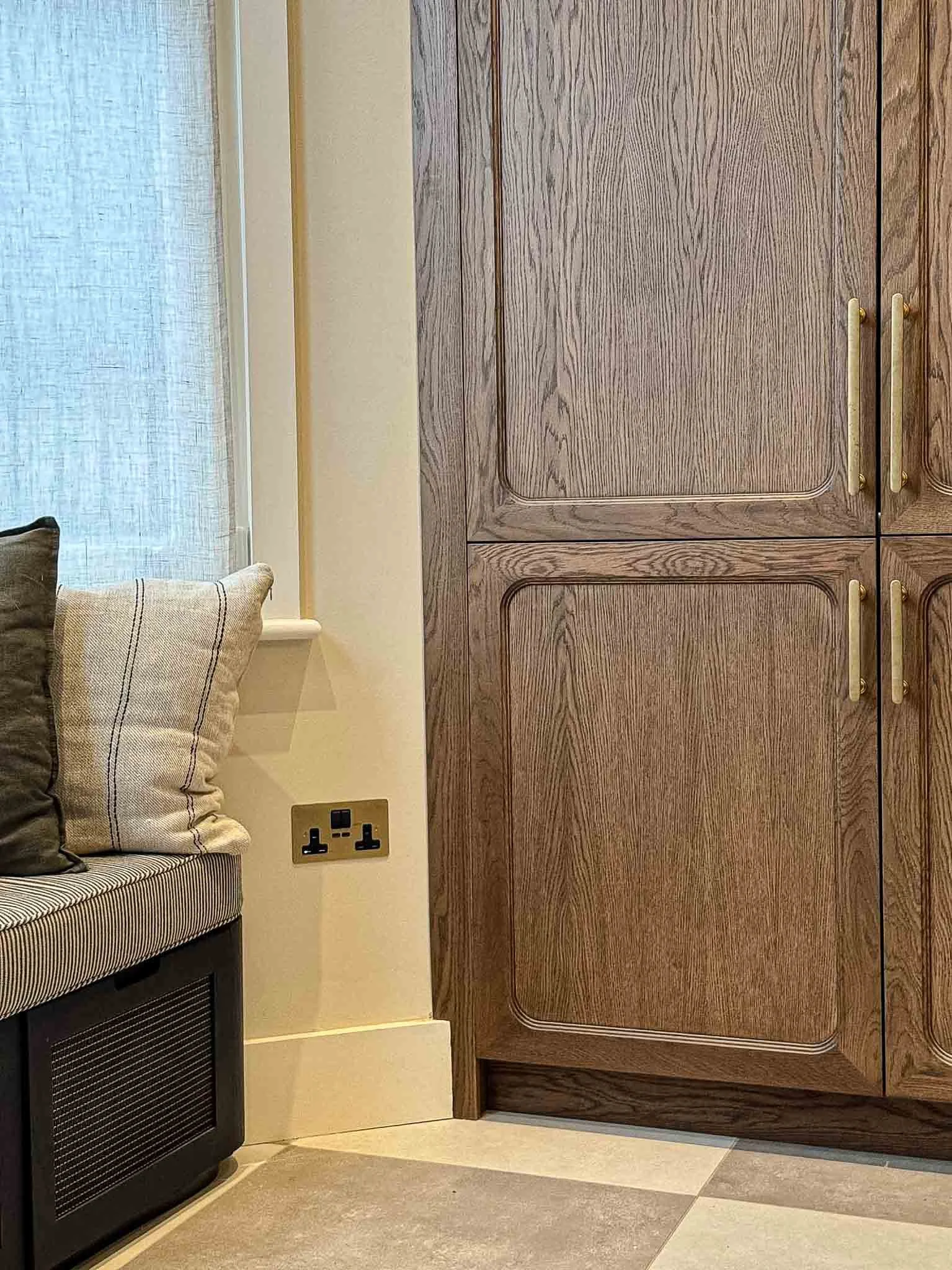 Luxury Interior Kitchen Fitted Joinery -05.jpg