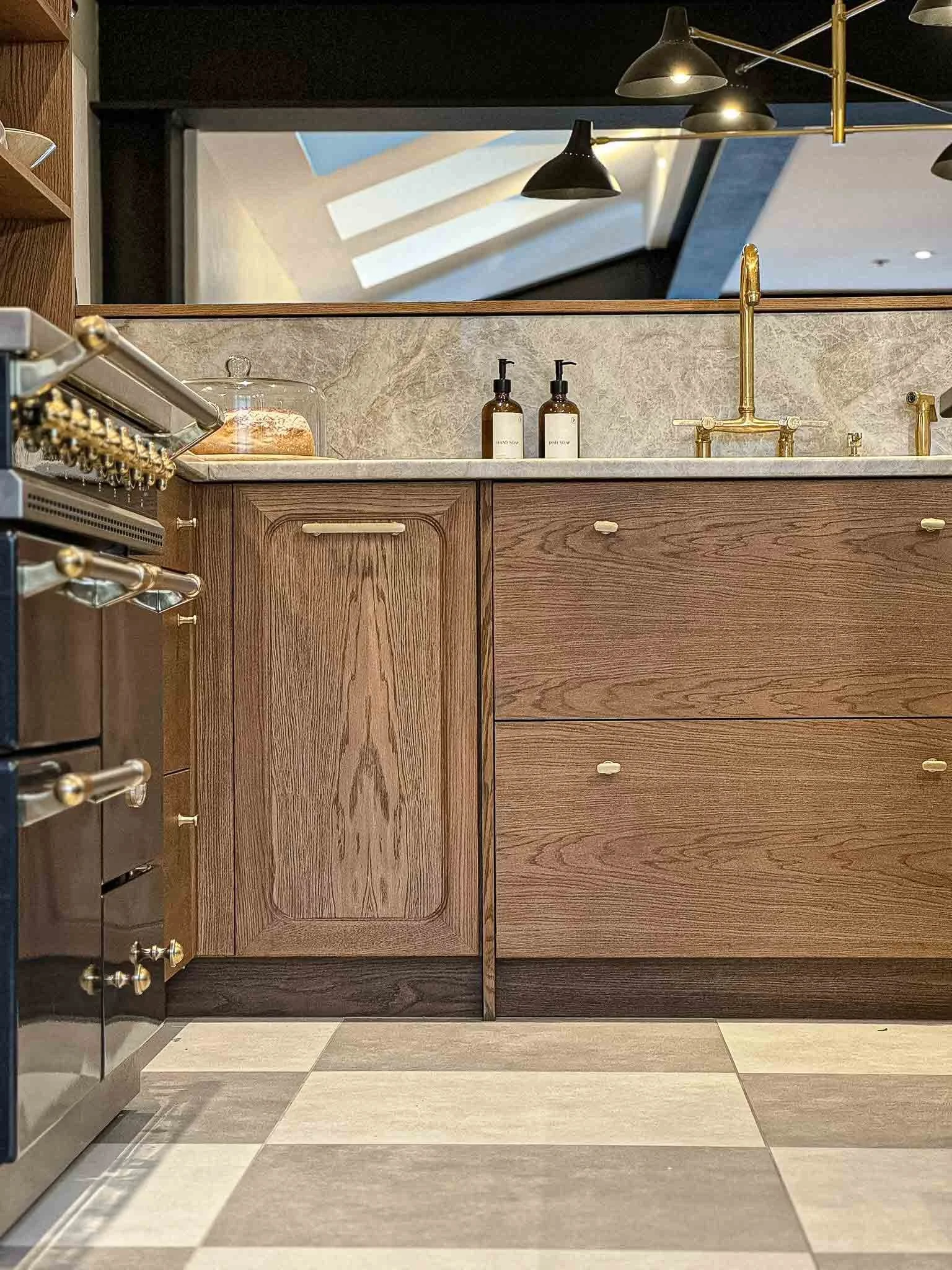 Luxury Interior Kitchen Fitted Joinery -03.jpg