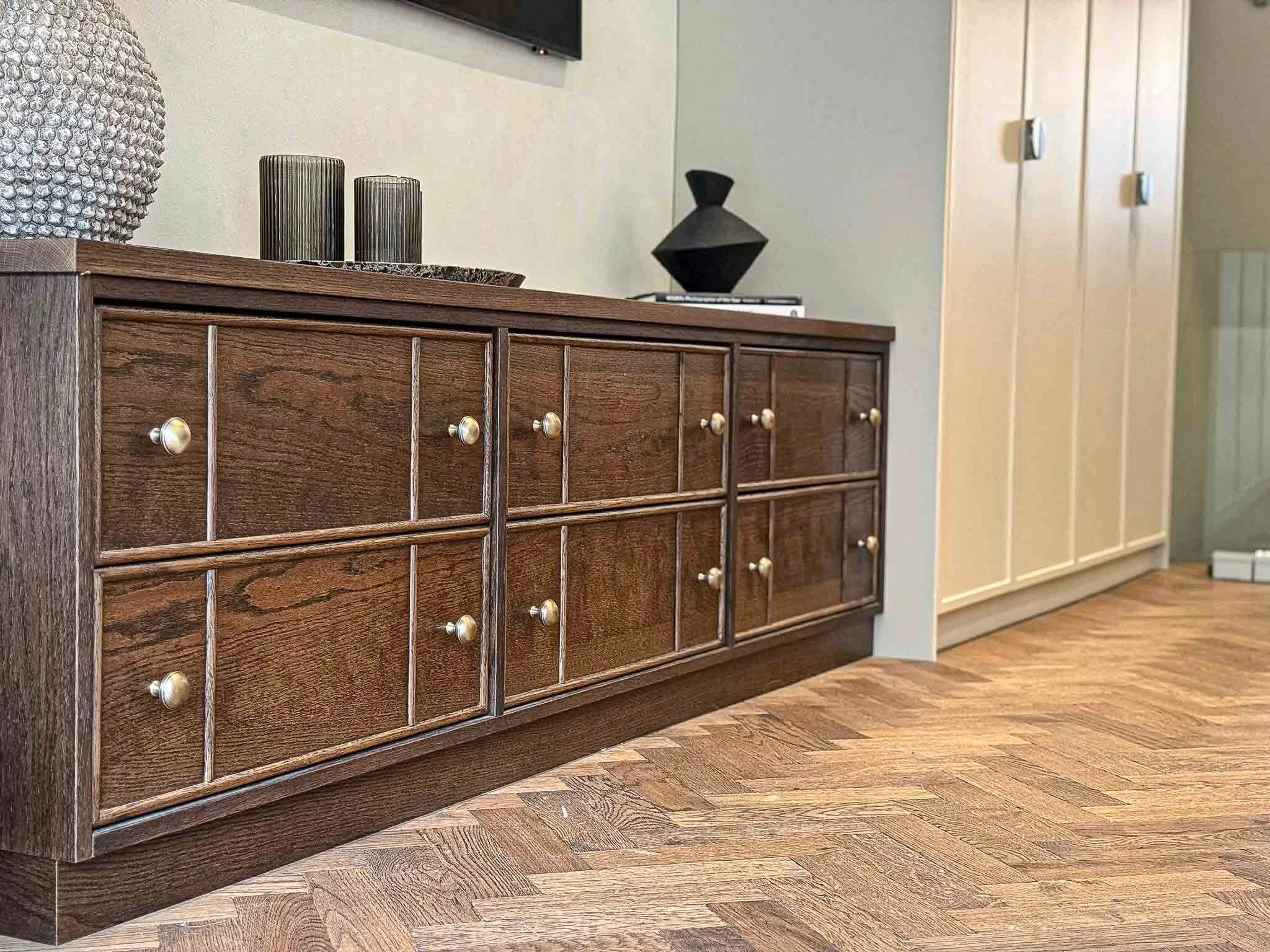 Luxury Interior Kitchen Fitted Joinery -12.jpg